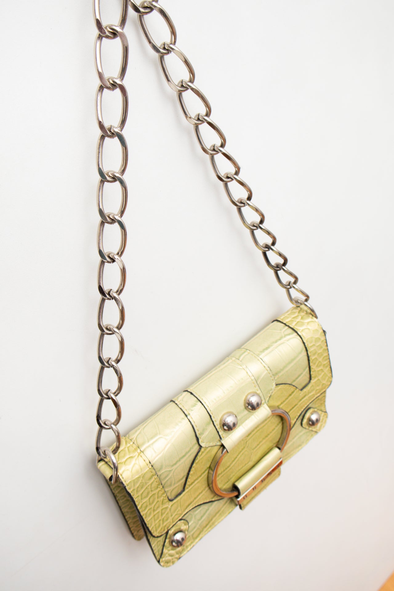 #252 Crocodile print *green guess bag | c. 159
