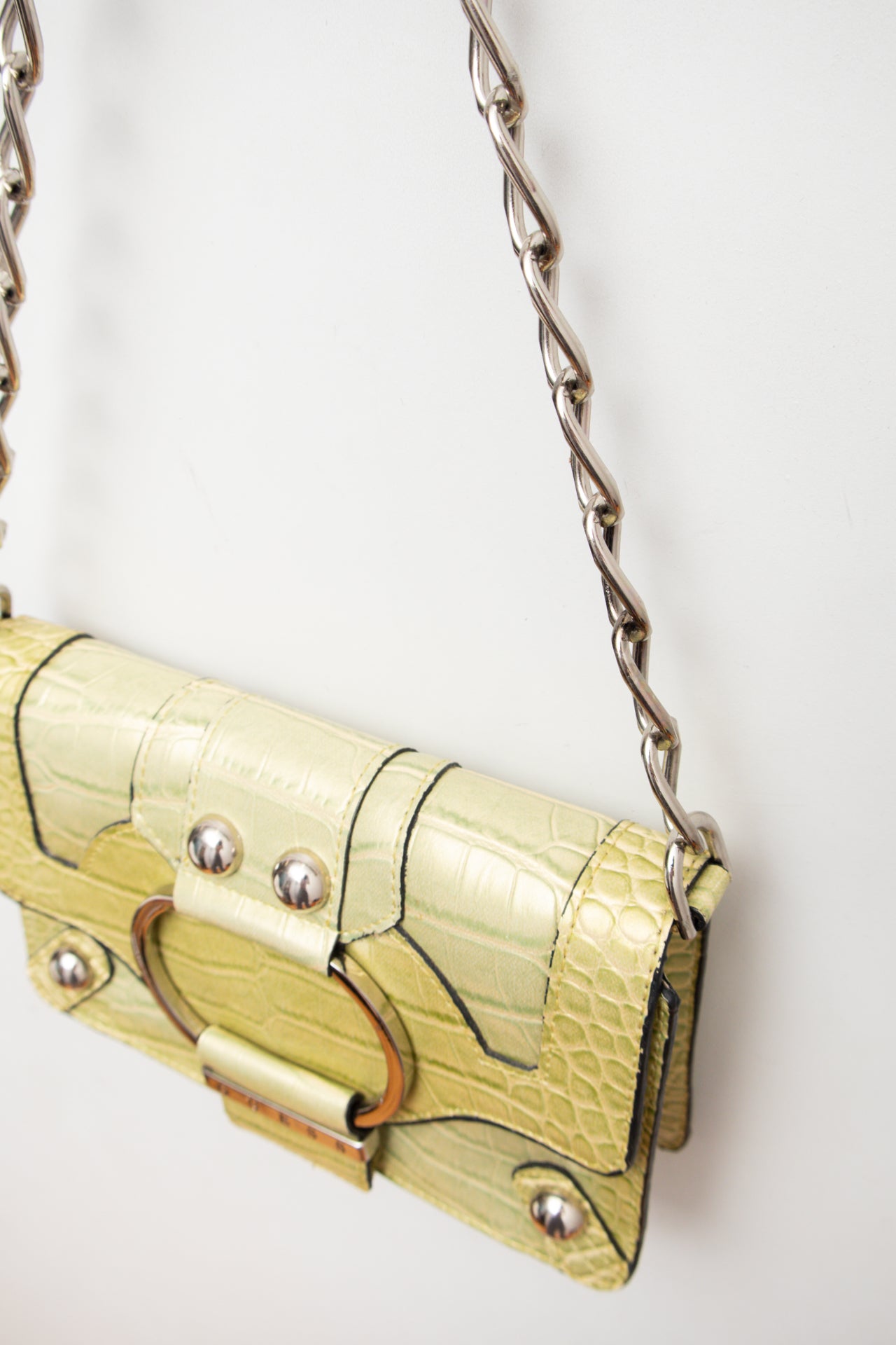 #252 Crocodile print *green guess bag | c. 159