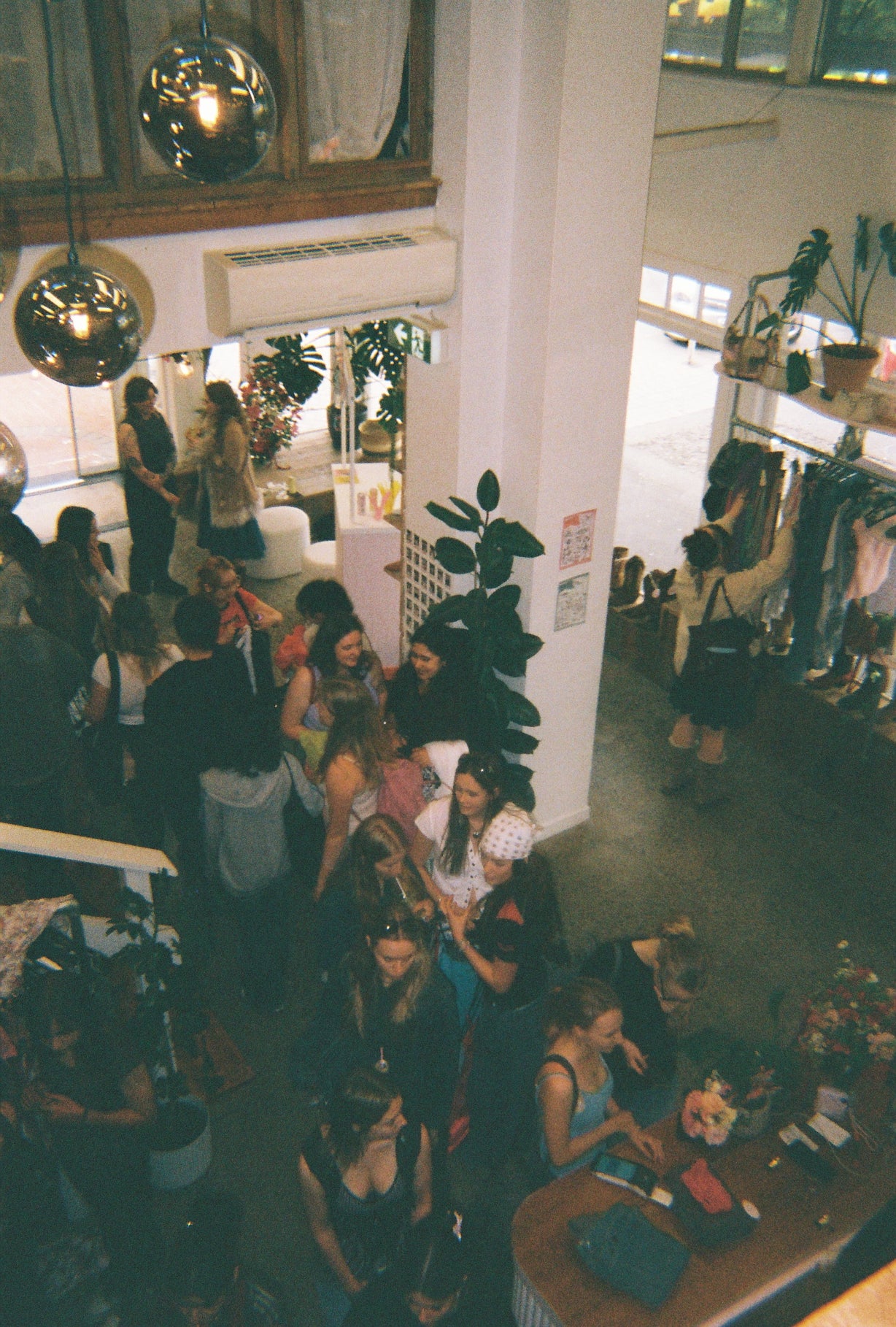 SW50463-R1-E017.jpg