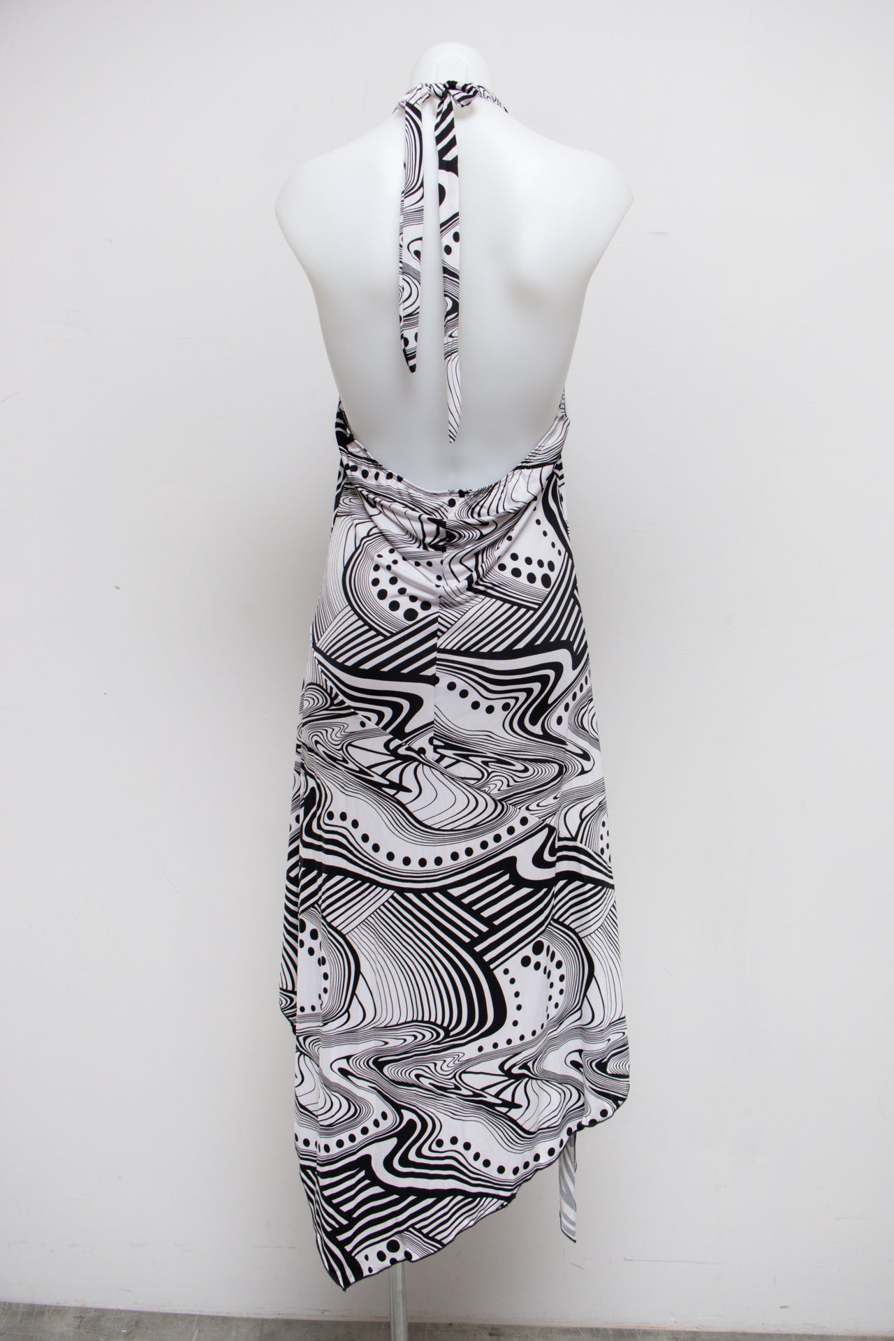#58 Cabomi White | c. 182 | Size 10/12