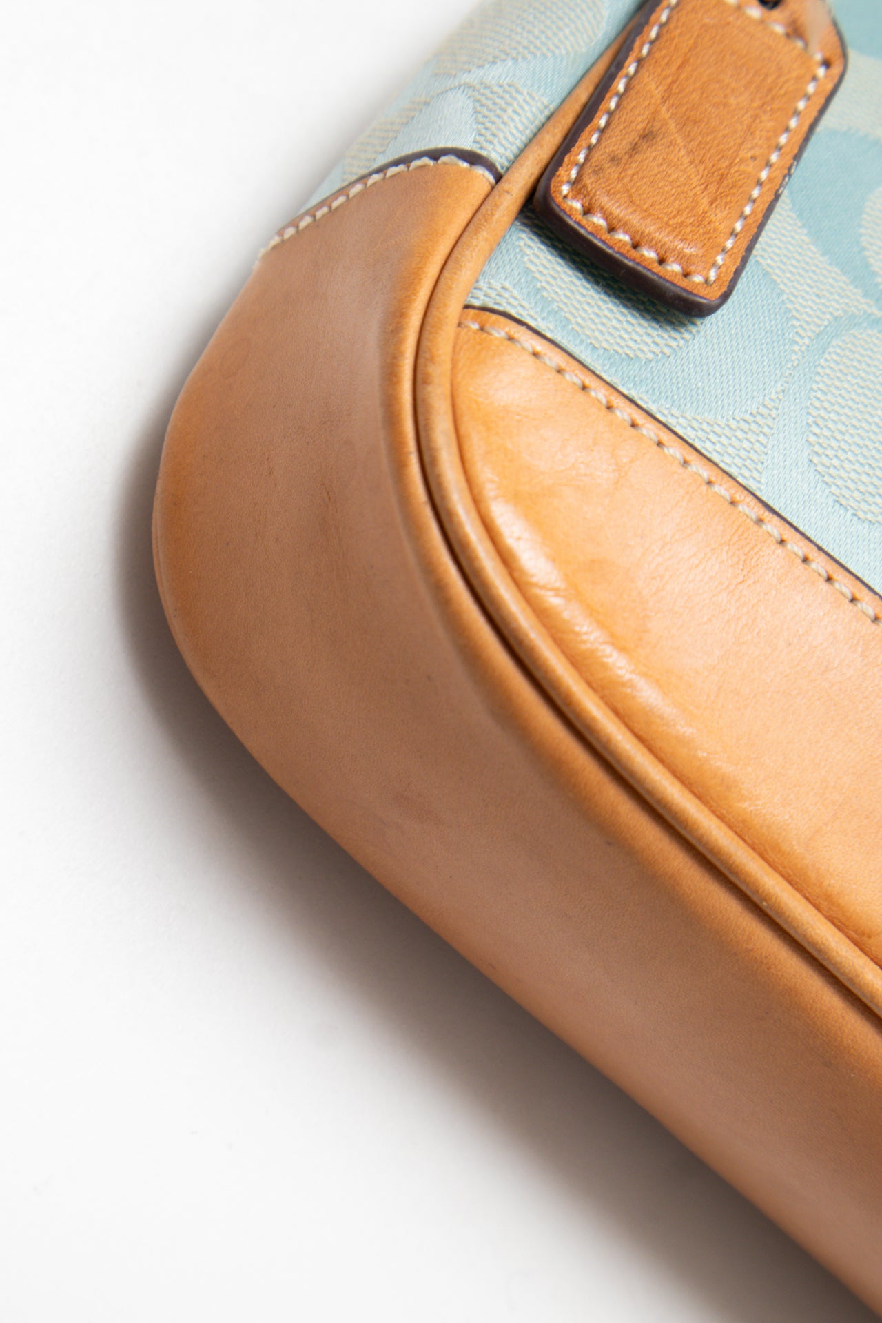 #165 Coach Shoulder Bag Blue | c. 187 | Size