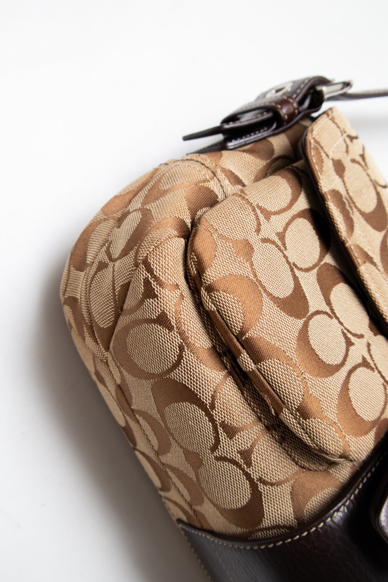 #186 Coach Shoulder Bag Brown | c. 202 | Size