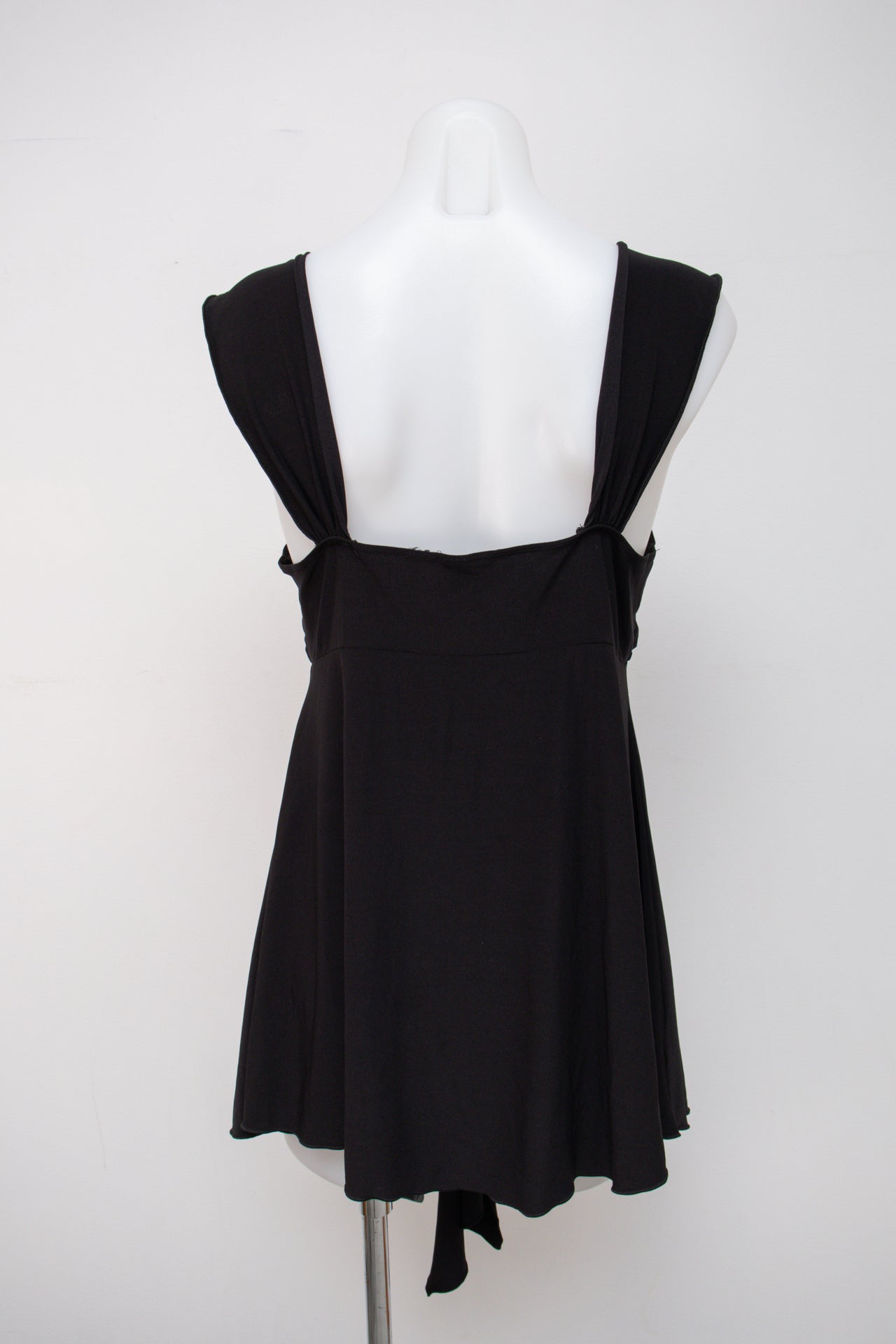 #033 No Boundaries Cami Top Black | c. 199 | Size 14
