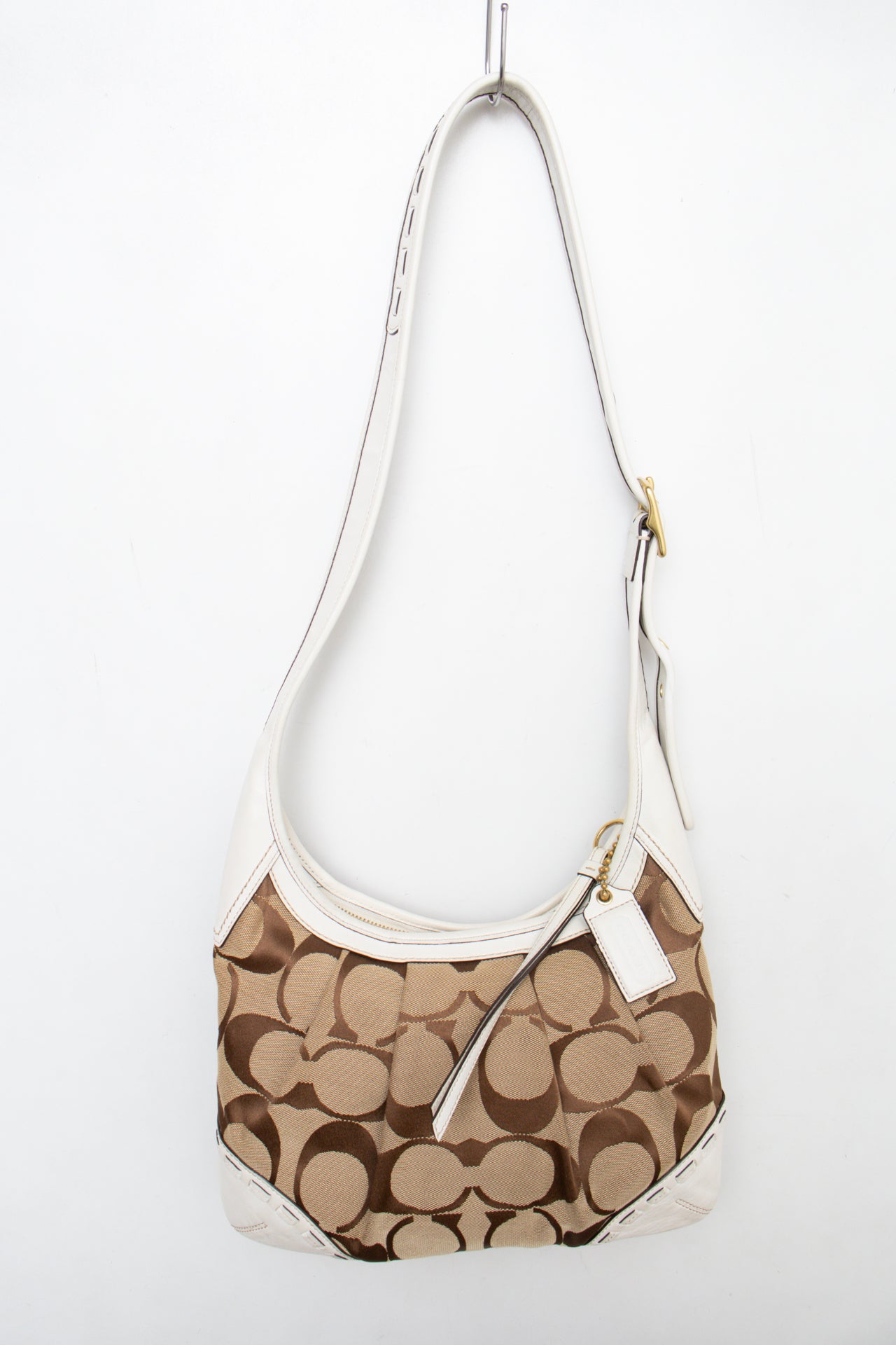 #194 Coach Shoulder Bag Brown | c. 202 | Size