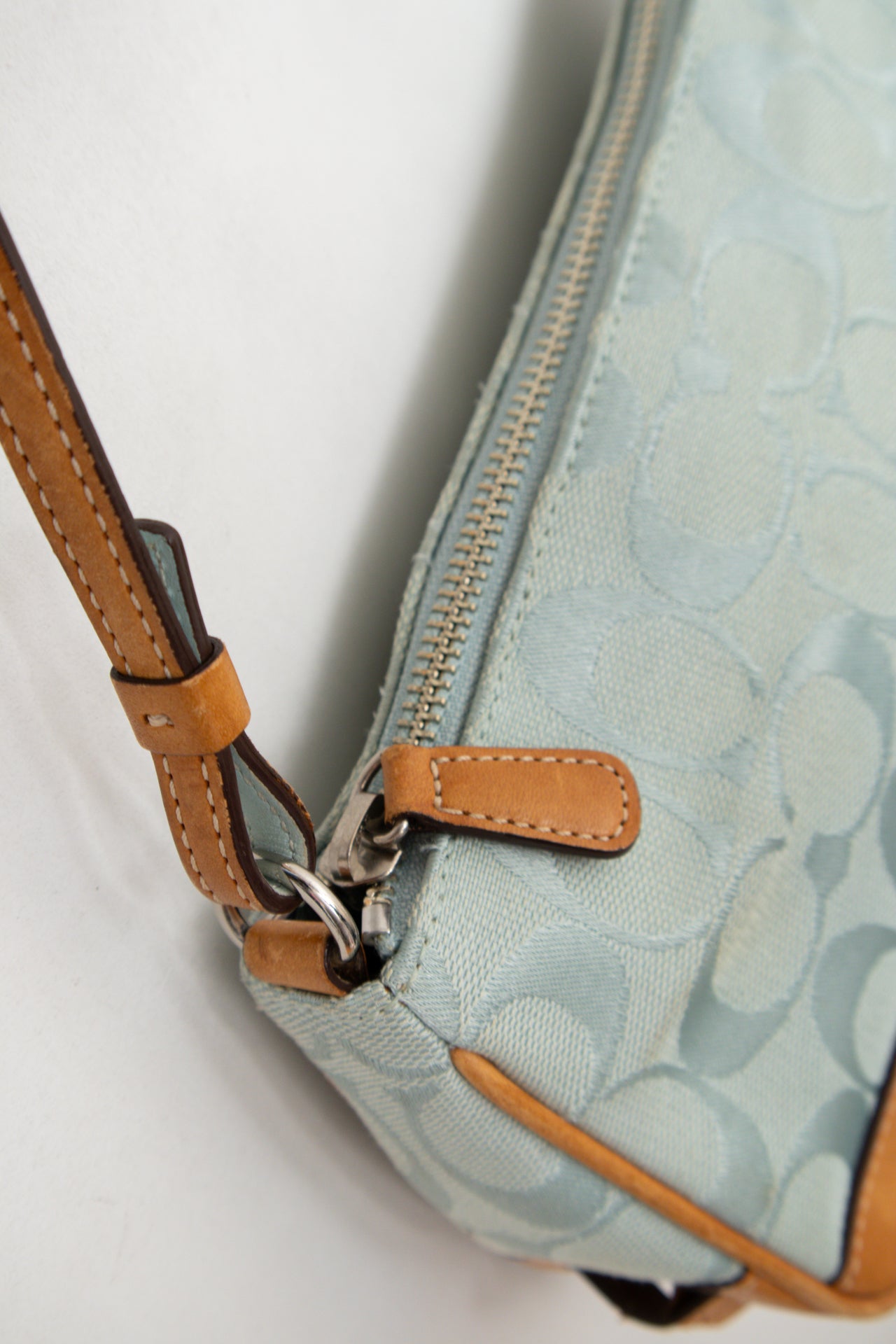 #167 Coach Shoulder Bag Blue | c. 183 | Size