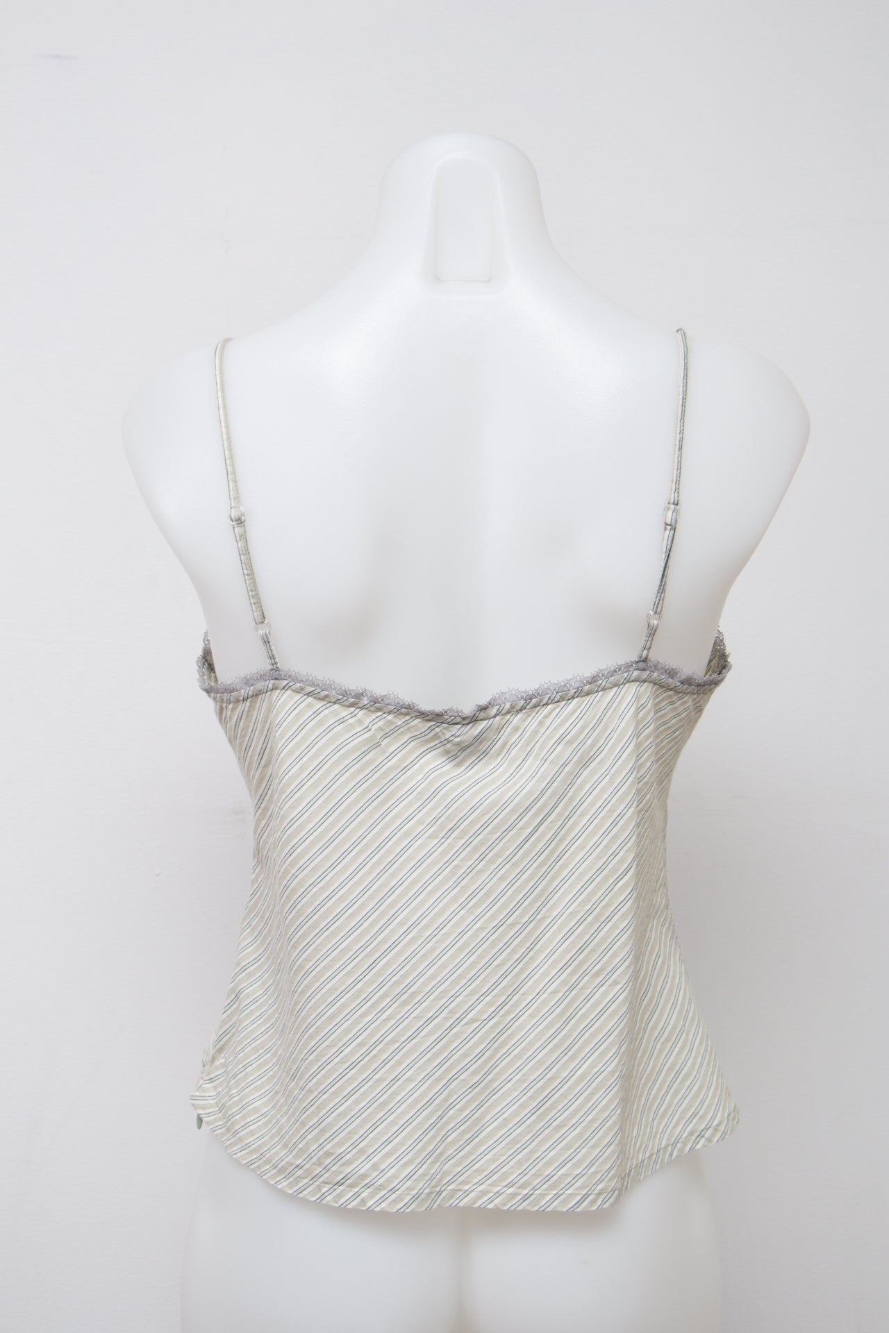#020 Activewear Cami Top White | c. 204 | Size 8