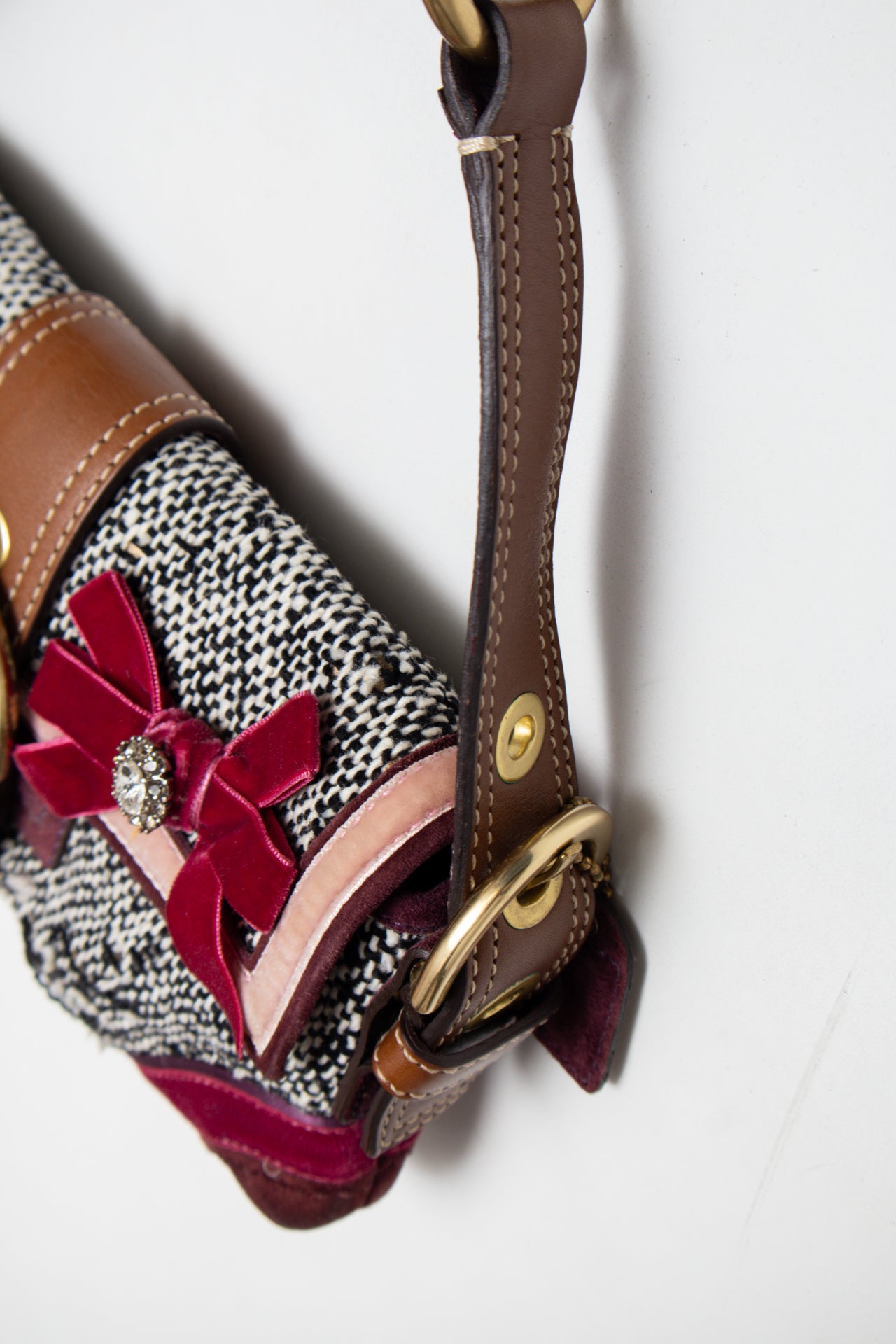 #163 Coach Shoulder Bag Brown | c. 187 | Size