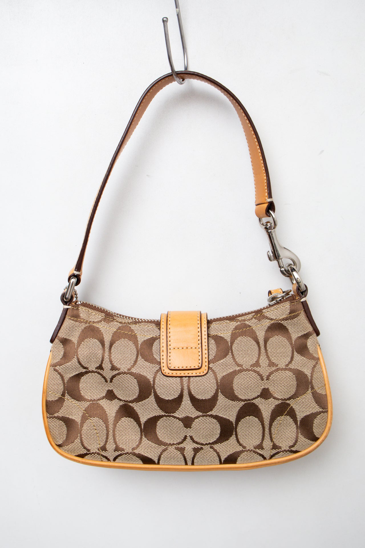 #183 Coach Shoulder Bag Brown | c. 200 | Size