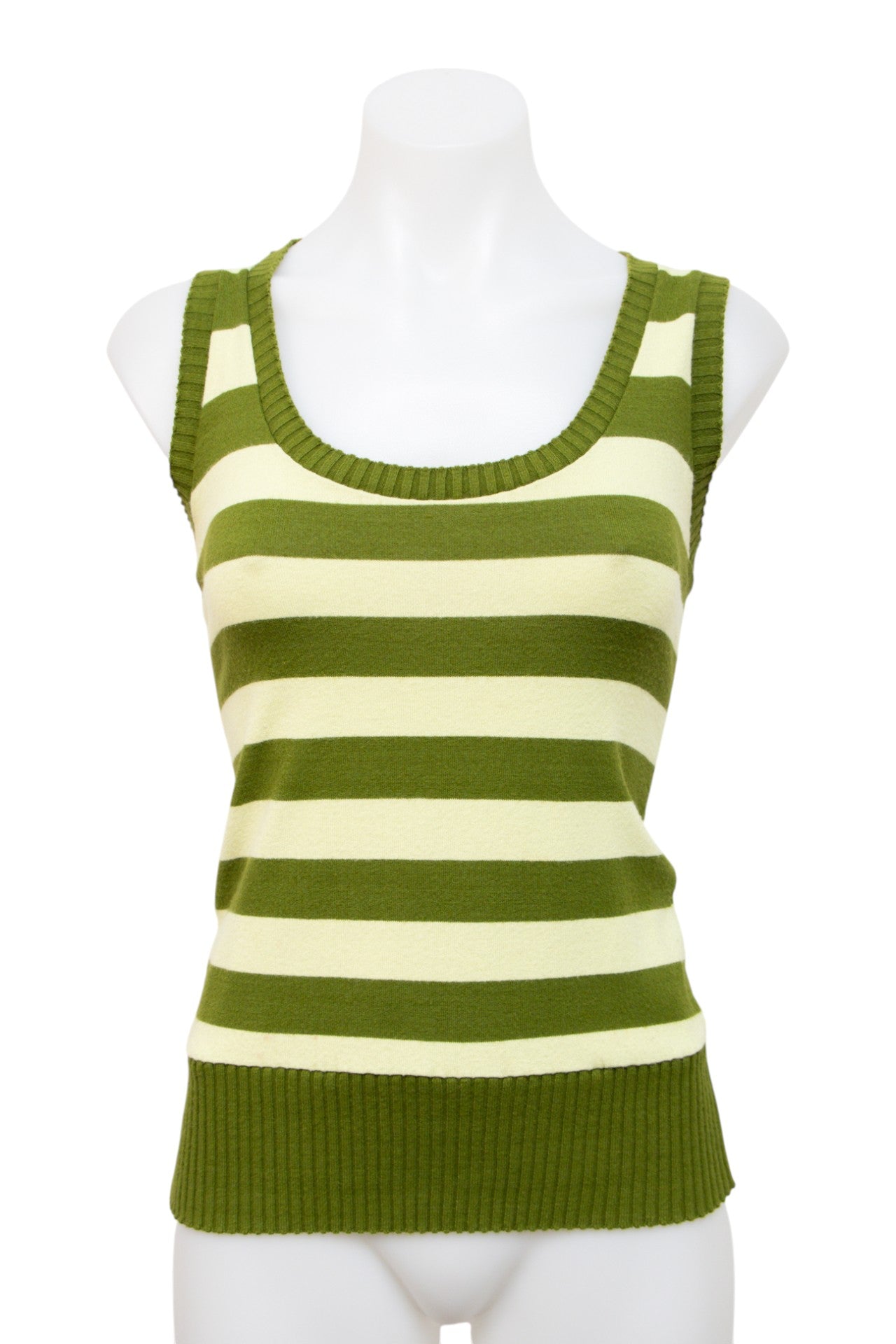#053 Bsk Garments Tank Top Green | c. 202 | Size 8