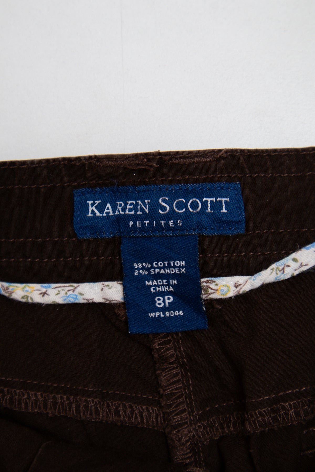 #095 Karen Scott Capris Brown | c. 209 | Size 8