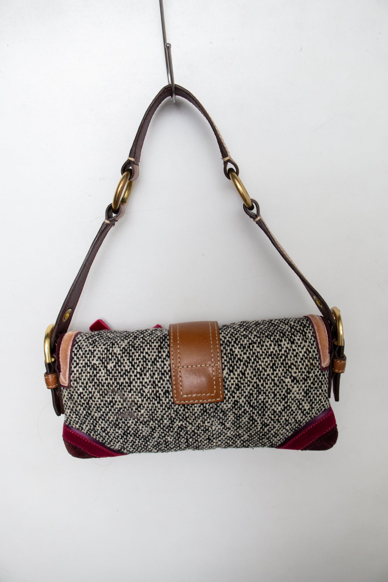 #186 Coach Wool Flat Soho Bag Brown | c. 196 | Size