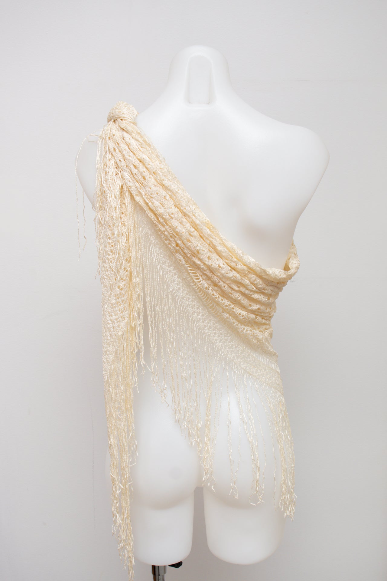 #104 Camisole Top White | c. 194 | Size