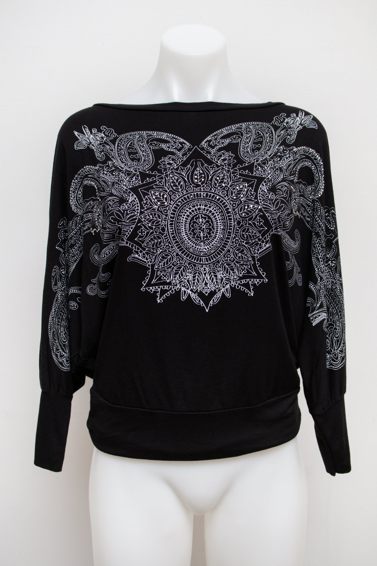 #91 T-shirt Black | c. 185 | Size 10
