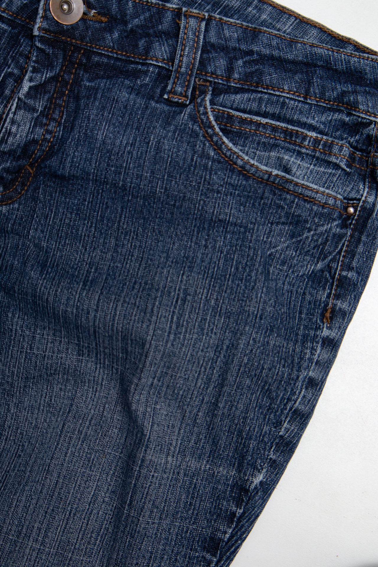 #040 Nobo Jeans Blue | c. 206 | Size 10