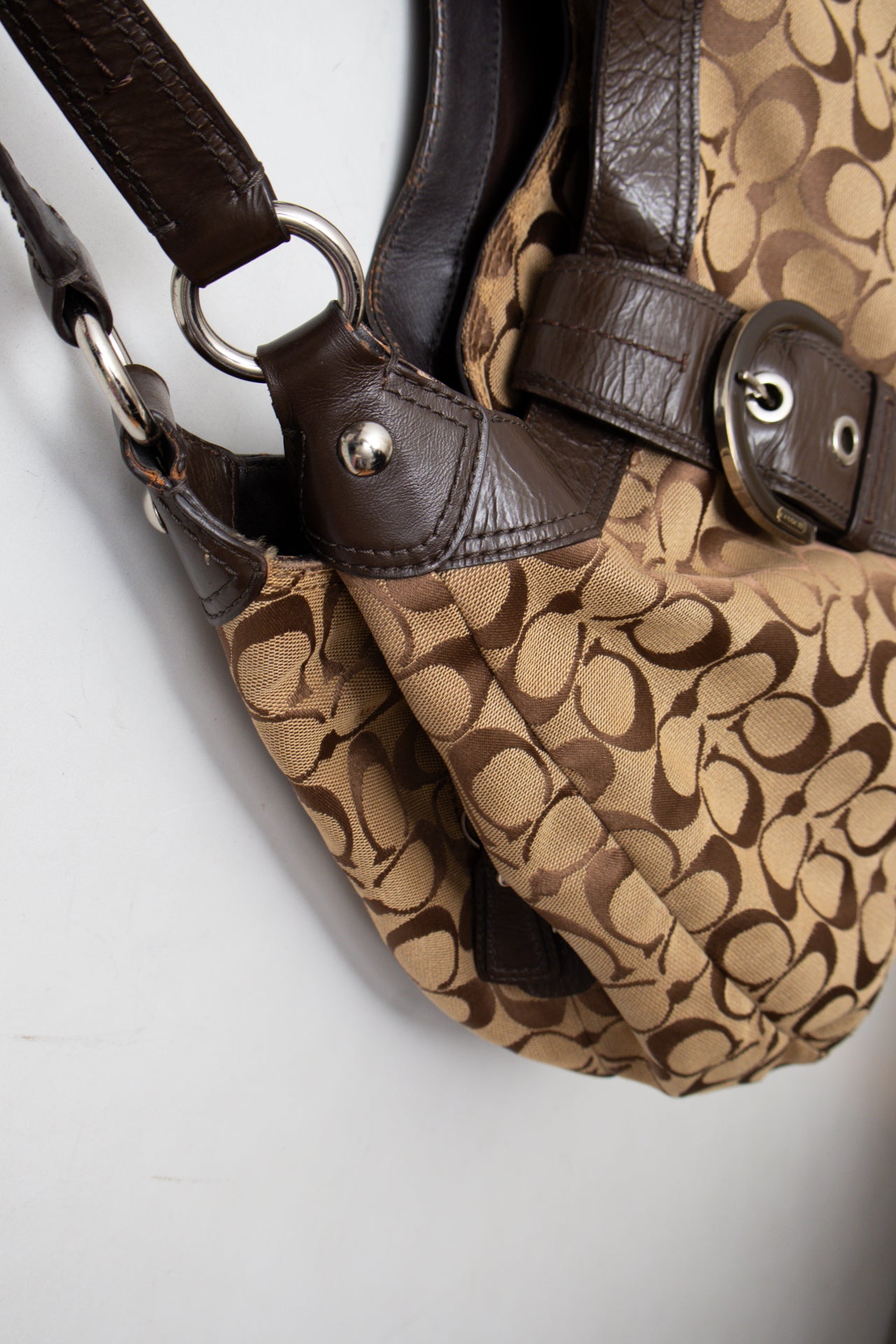 #193 Coach Shoulder Bag Brown | c. 202 | Size