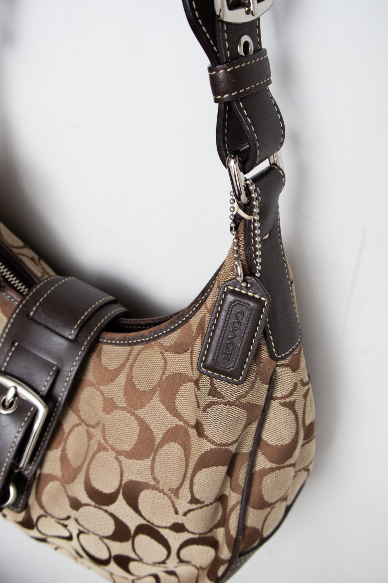 #188 Coach Shoulder Bag Brown | c. 202 | Size