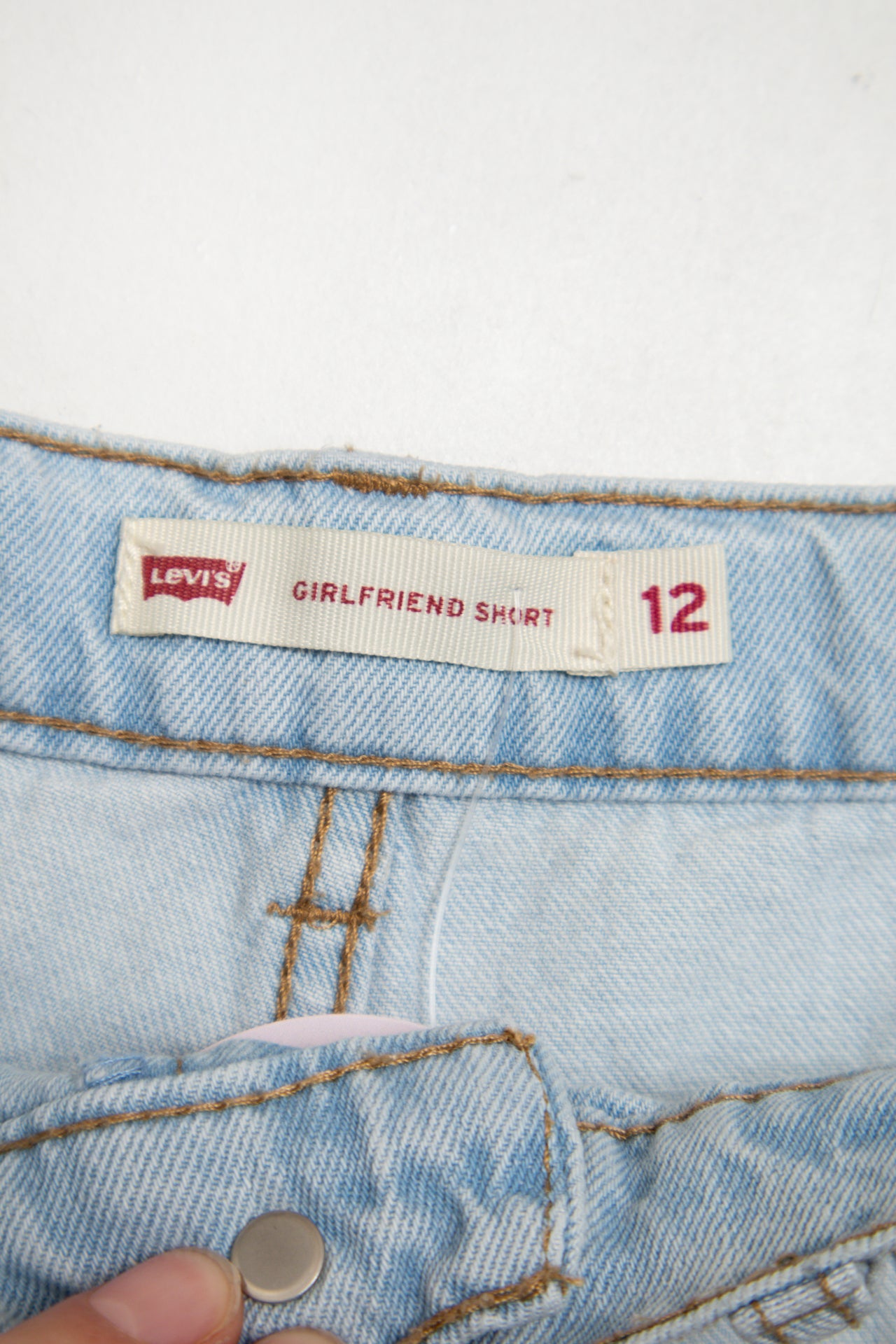 #134 Levi's Denim Shorts Blue | c. 181 | Size 6