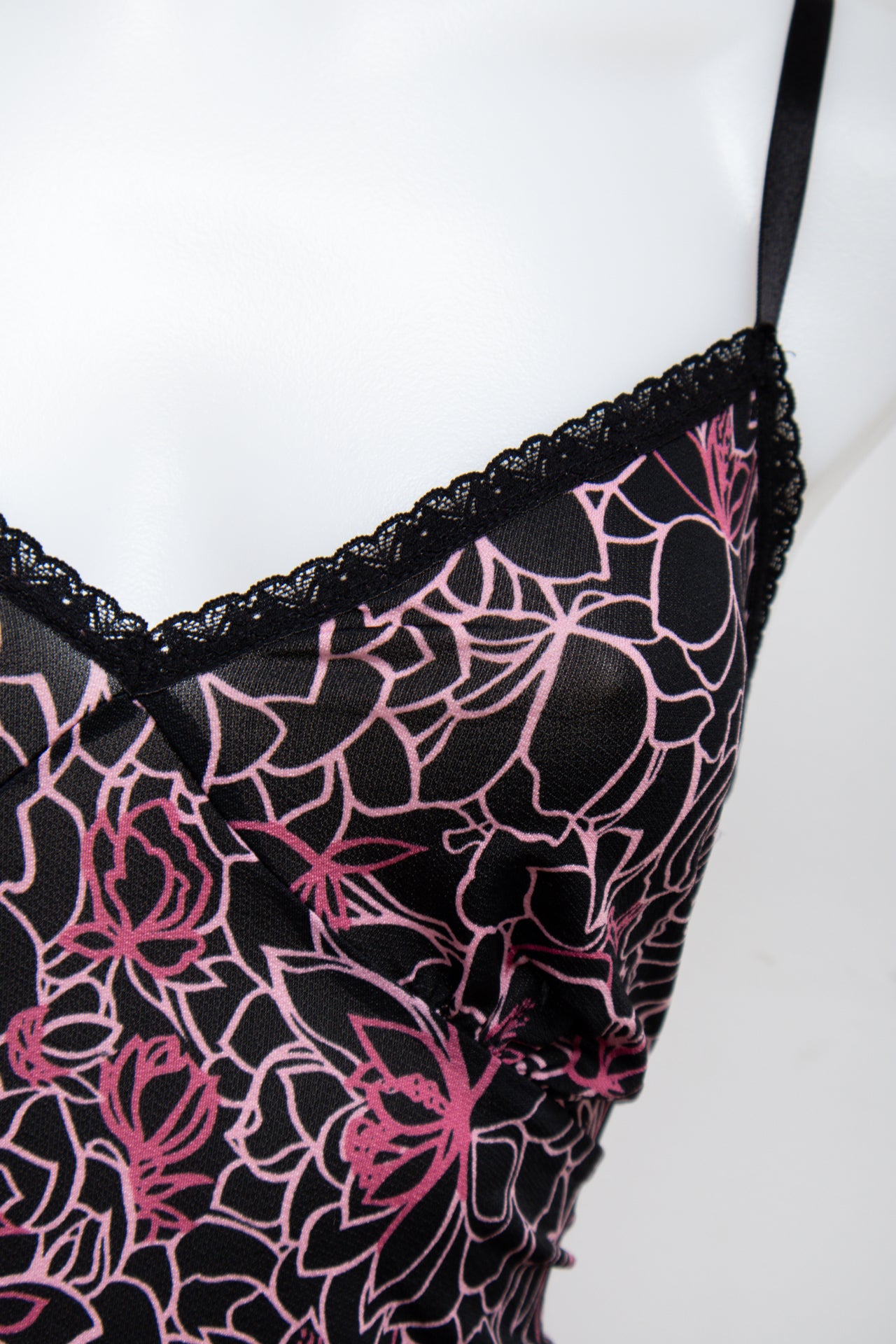 #17 Per Station Cami Top Black | c. 194 | Size 12