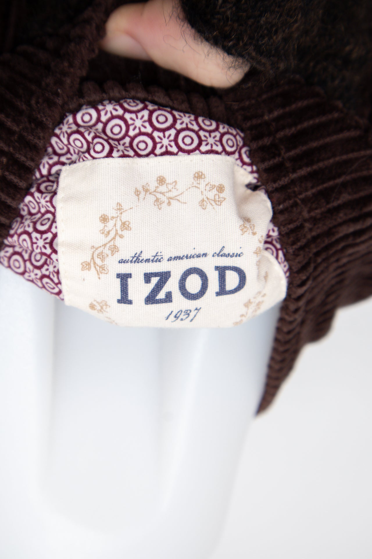 #110 Izod T-shirt Brown | c. 196 | Size 12