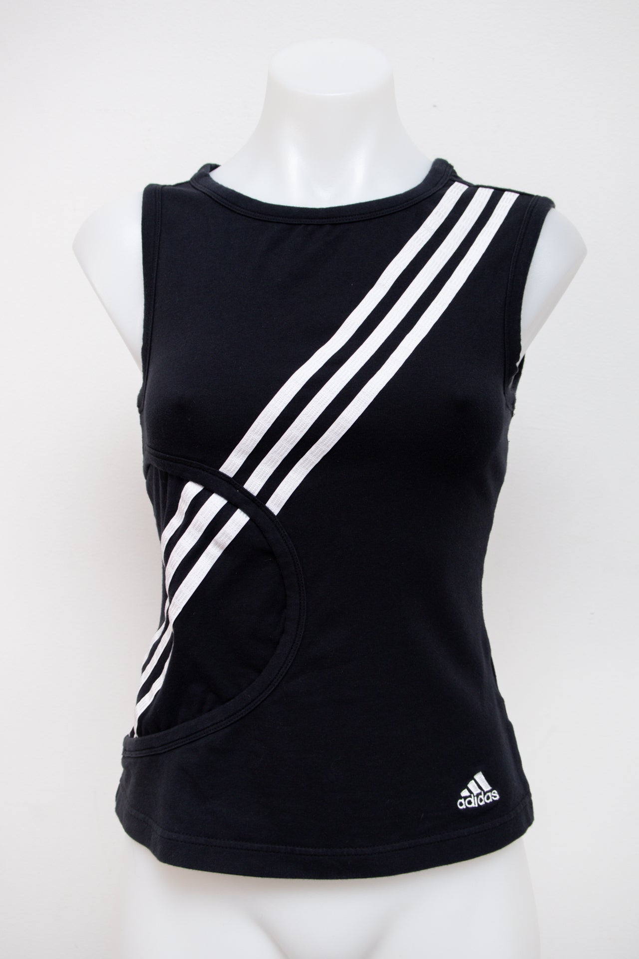 #52 Adidas Tank Top Black | c. 196 | Size 10