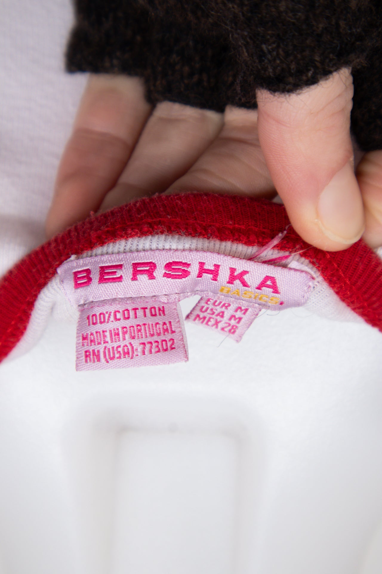 #047 Bershka Basic Tank Top White | c. 201 | Size 8