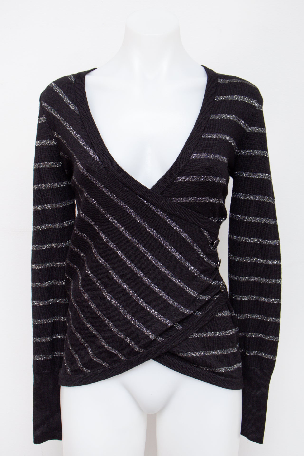 #96 Guess T-shirt Black | c. 195 | Size 8