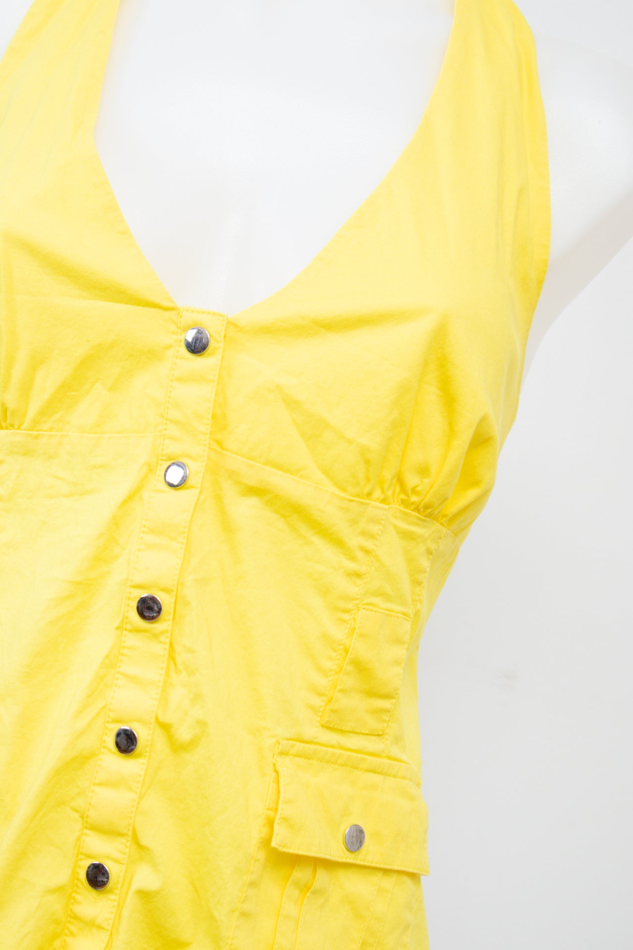 #062 2b Bebe Halter Top Yellow | c. 207 | Size 8