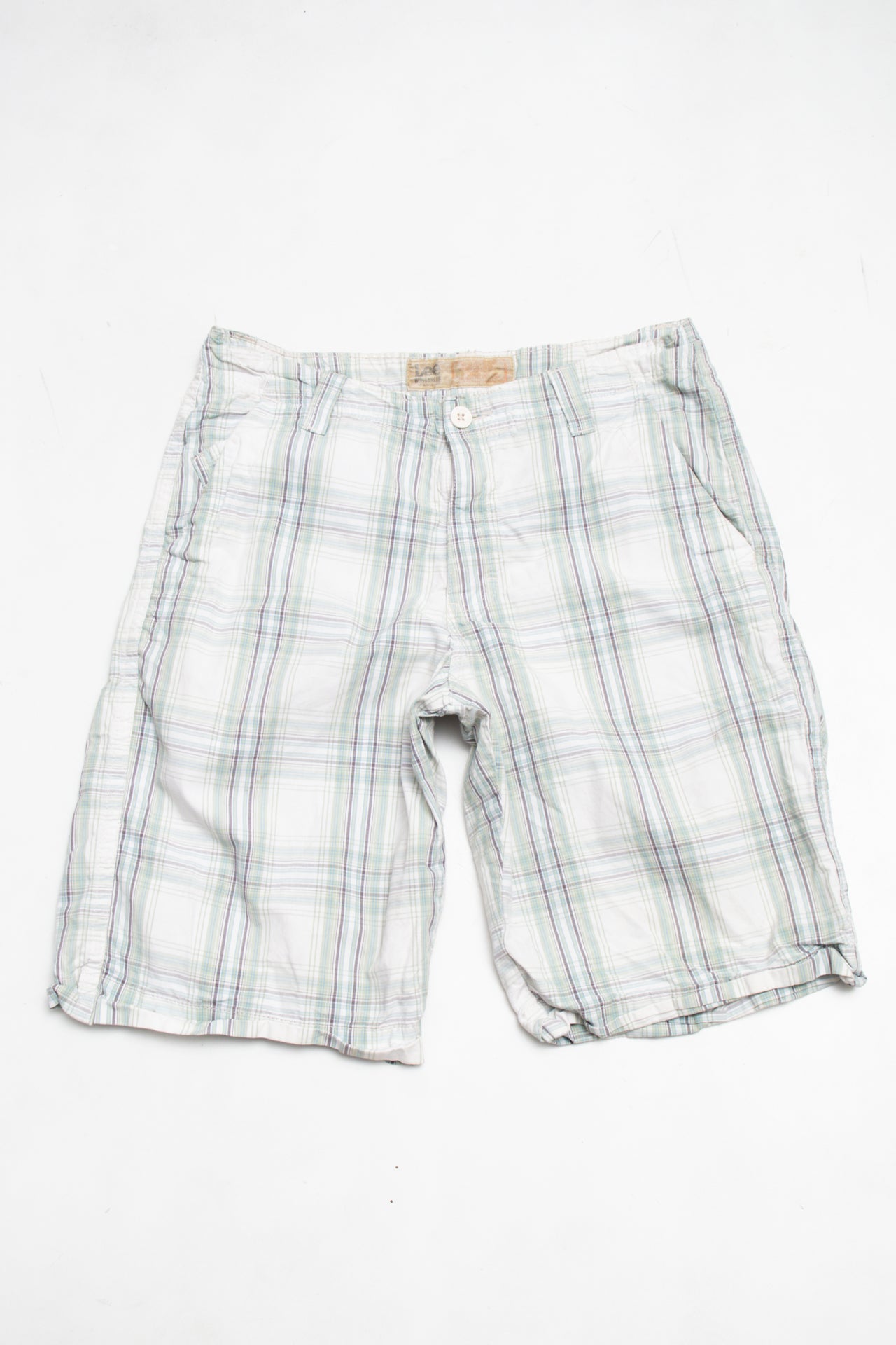 #126 Lee Shorts White | c. 204 | Size 10
