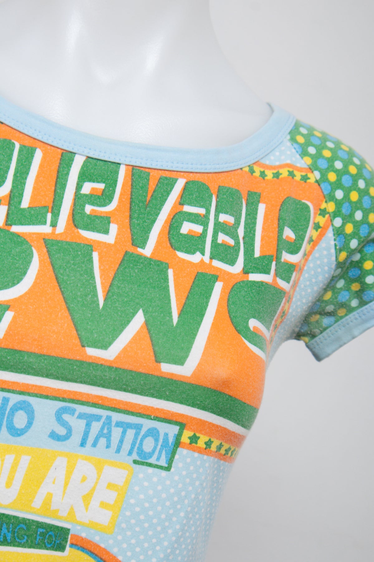 #038 Yes! Miss T-shirt Blue | c. 209 | Size 8