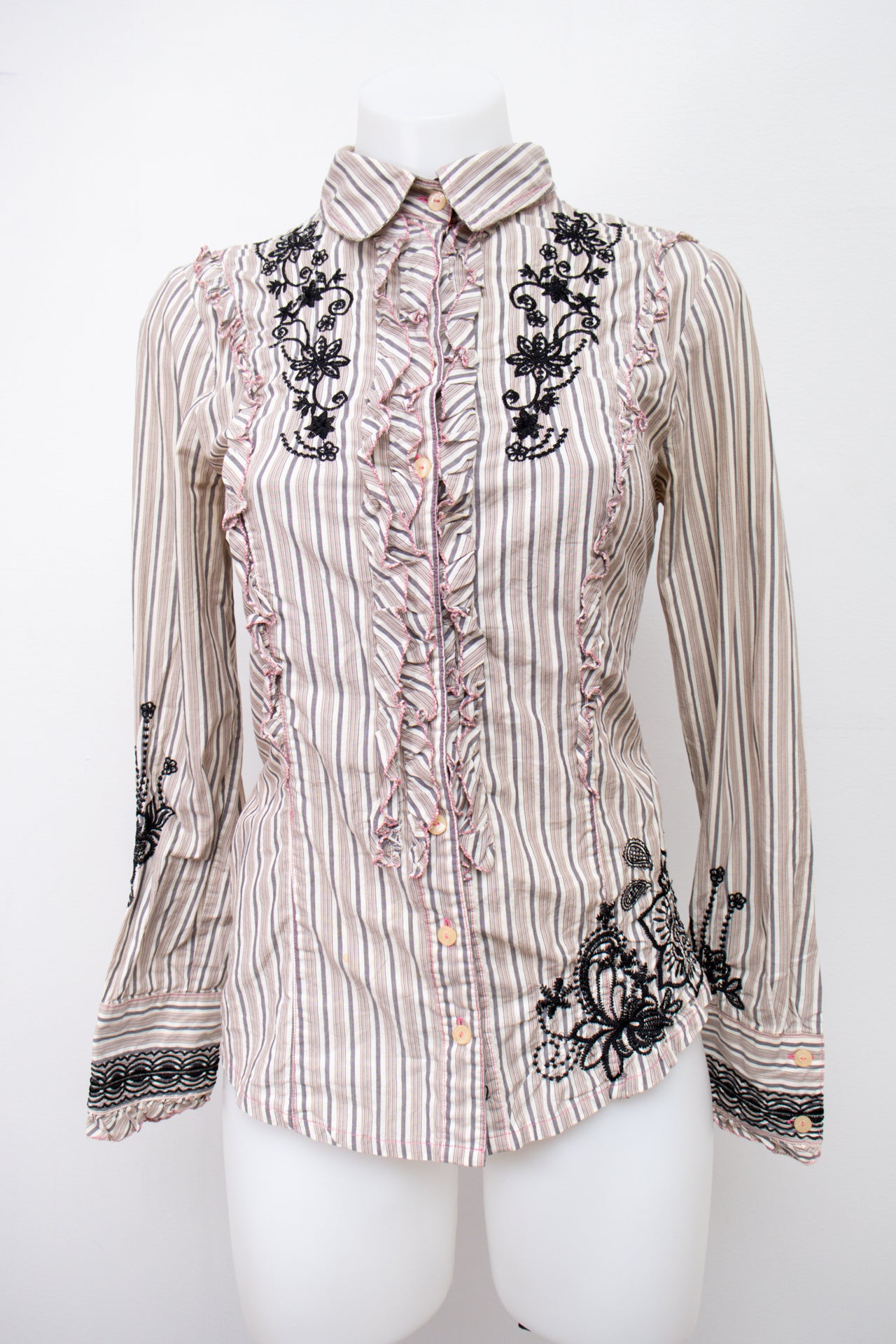 #107 3j Workshop T-shirt White | c. 198 | Size 8