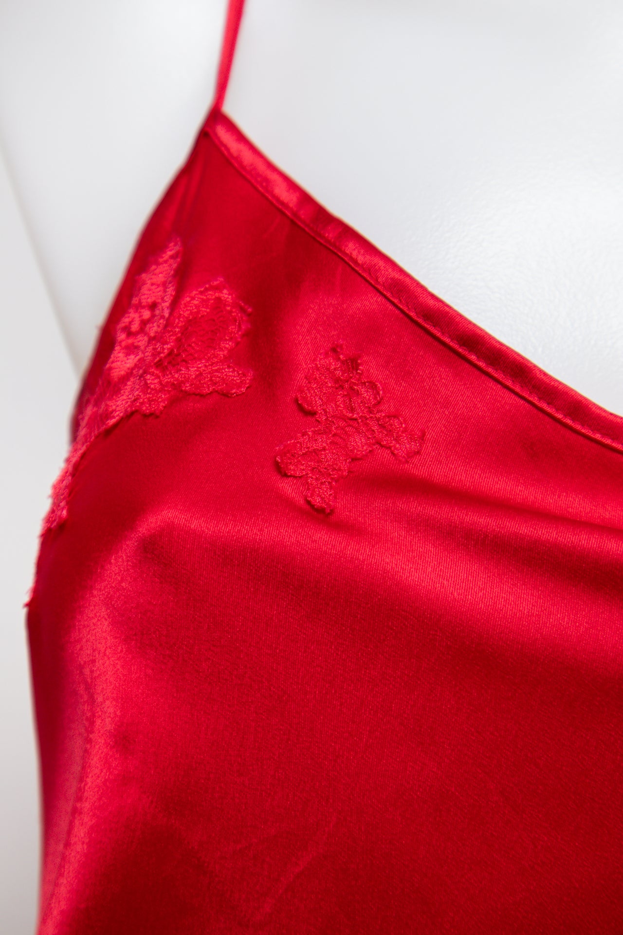 #157 Victoria's Secret Camisole Red | c. 191 | Size 12