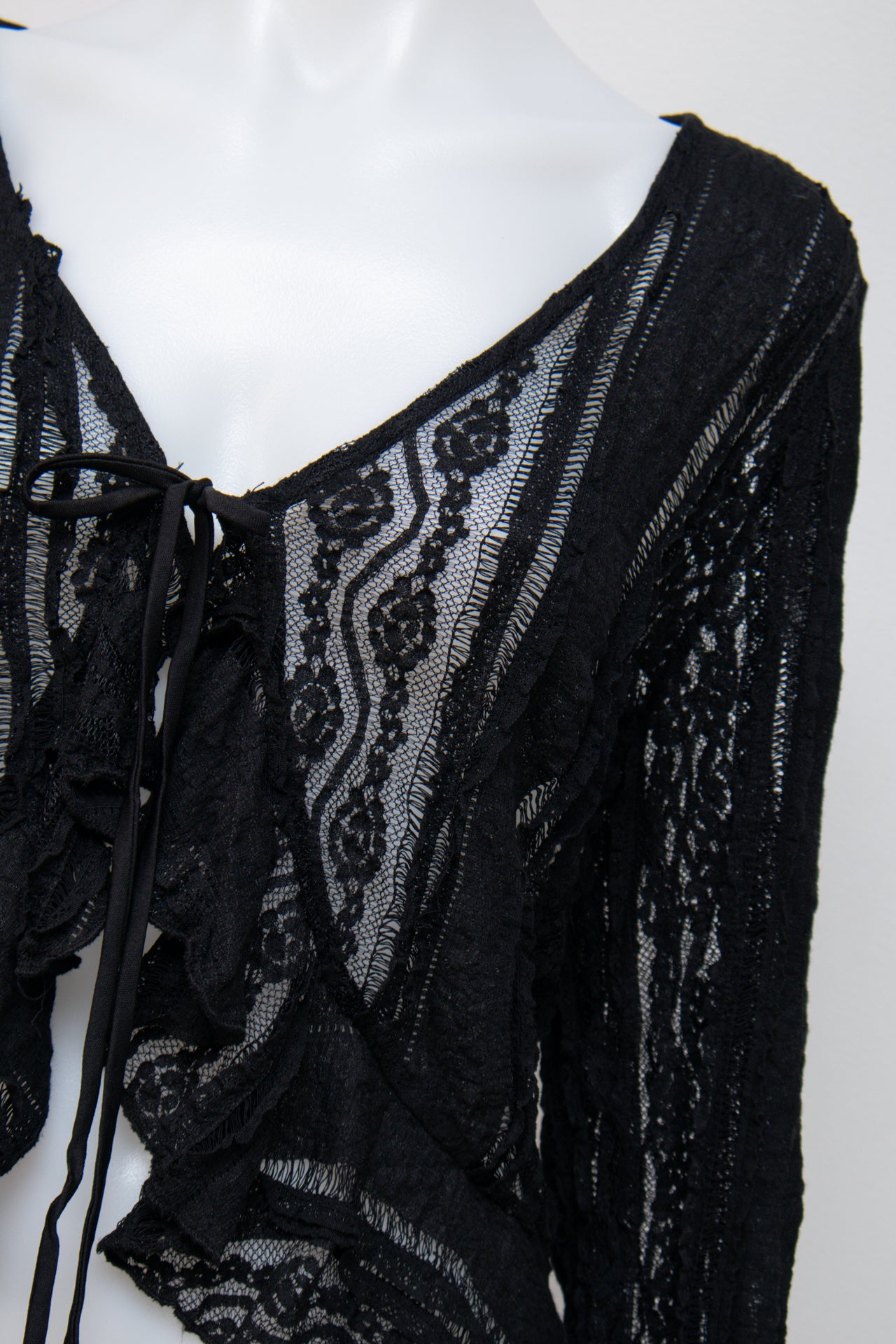 #050 Peach Camisole Top Black | c. 203 | Size 12