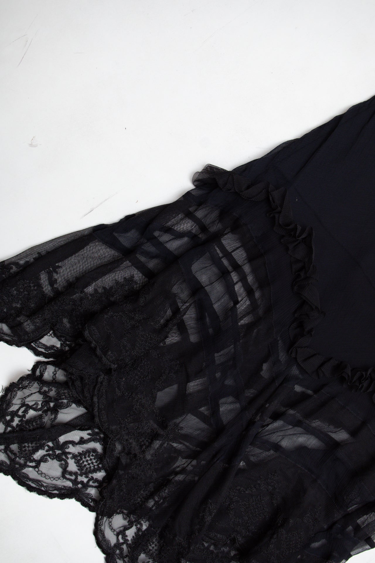 #185 Skirt Black | c. 194 | Size 8