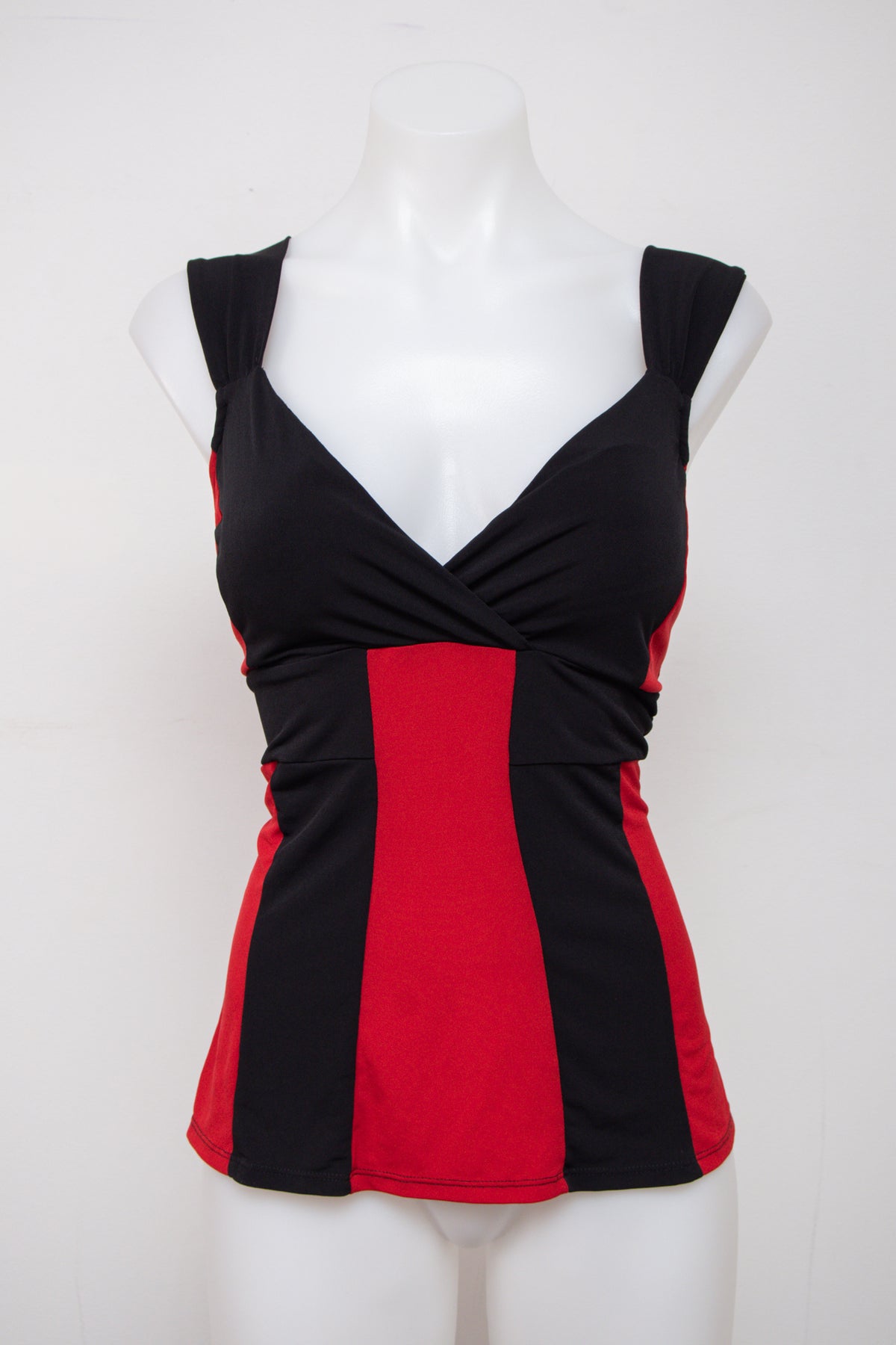 #019 Bisou Bisou Cami Red | c. | Size 8