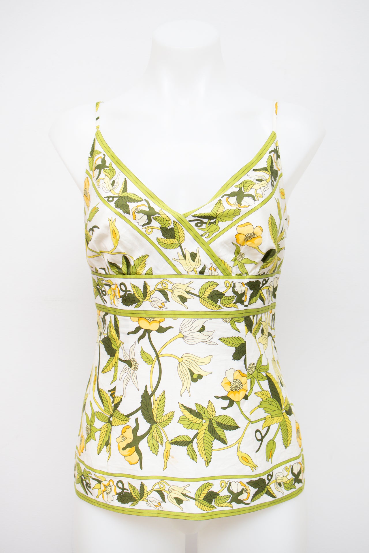 #49 Ann Taylor Cami Top White | c. 197 | Size 6