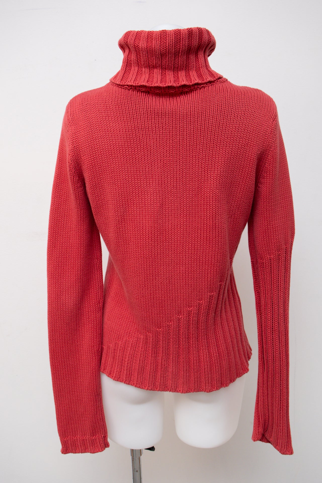 #054 Dkny Jeans T-shirt Red | c. 203 | Size u