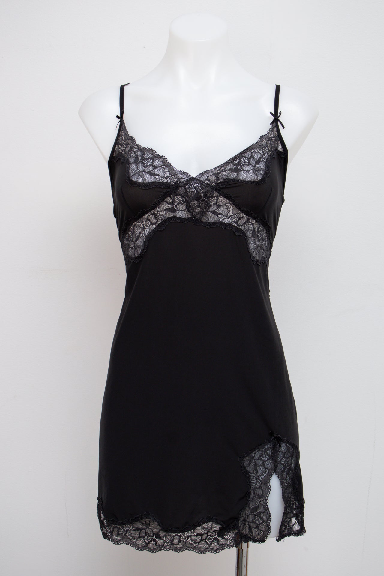 #127 Victoria's Secret Camisole Black | c. 199 | Size 8