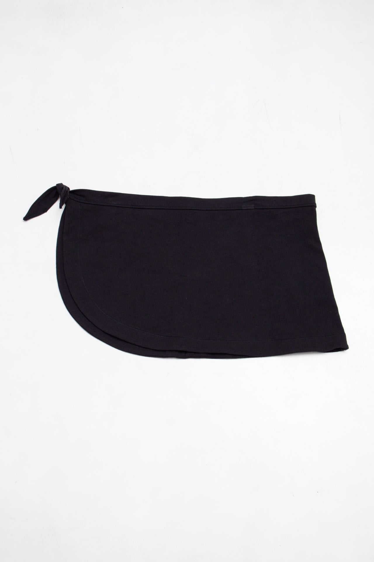 #065 Mini Skirt Black | c. 204 | Size 14
