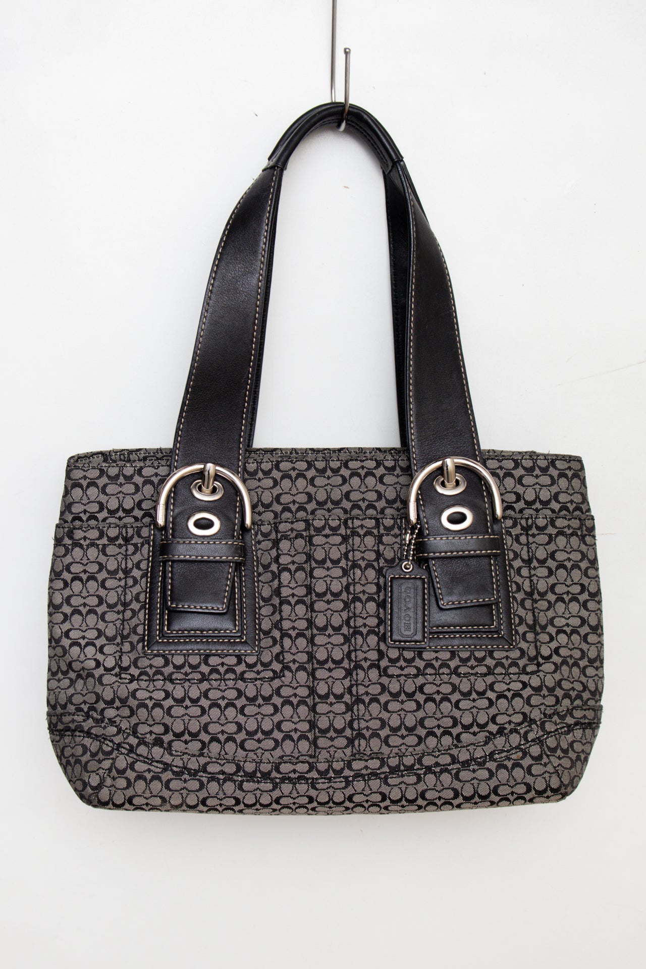 #207 Coach Shoulder Bag Black | c. 194 | Size