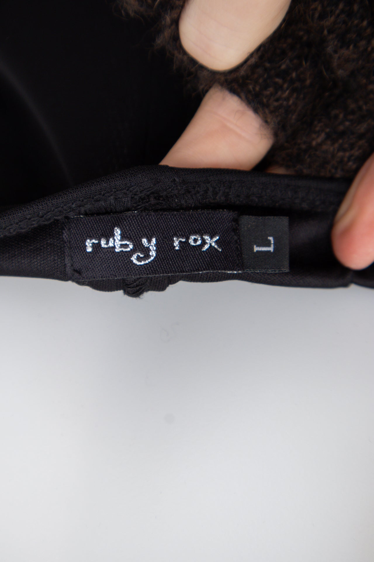 #133 Ruby Fox Camisole Top Black | c. 195 | Size 10