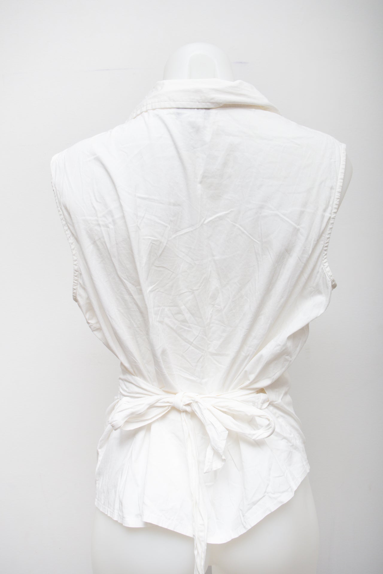 #82 Tribeca Studio Tank Top White | c. 178 | Size 14