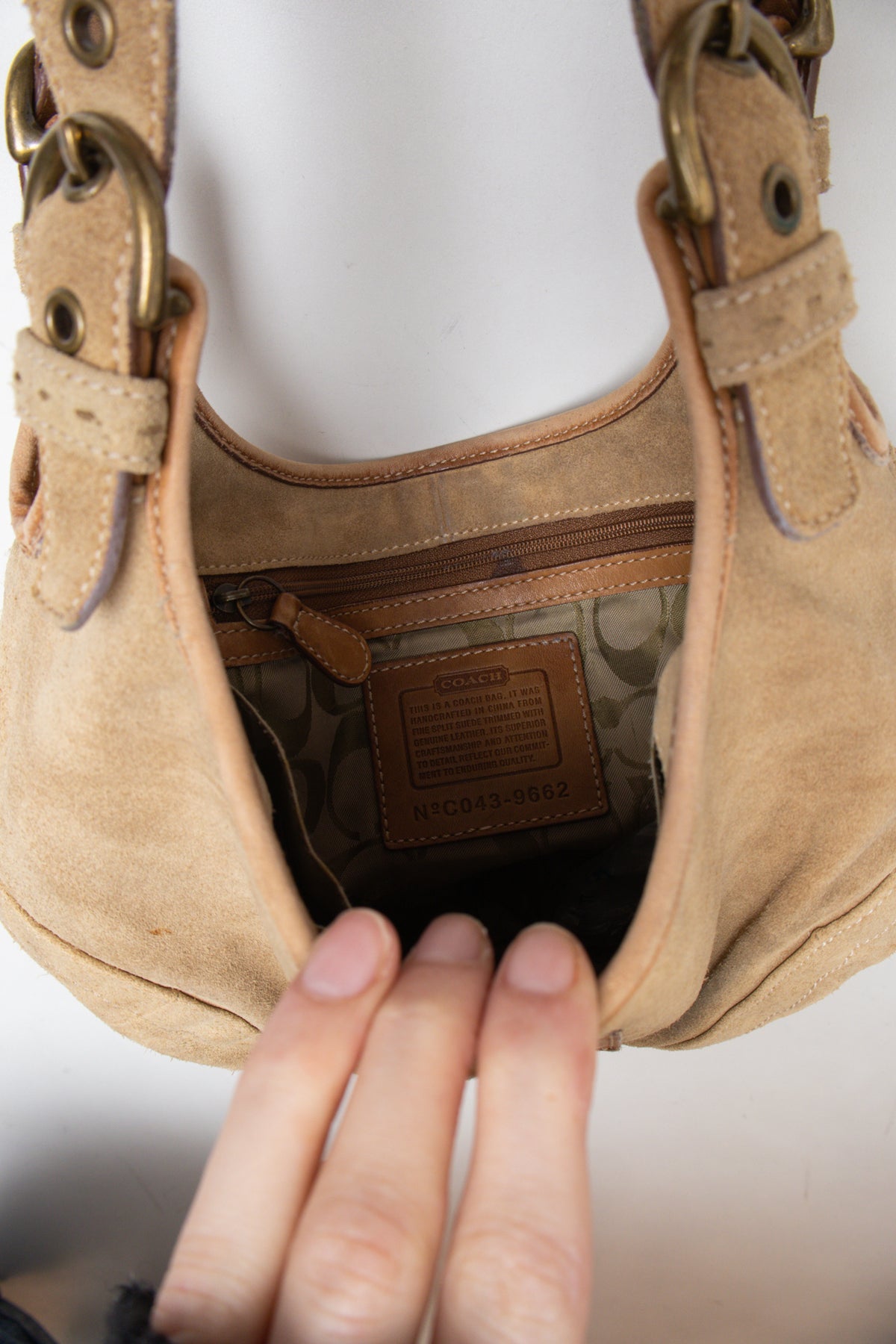 #131 Coach Bag Beige | c. 209 | Size