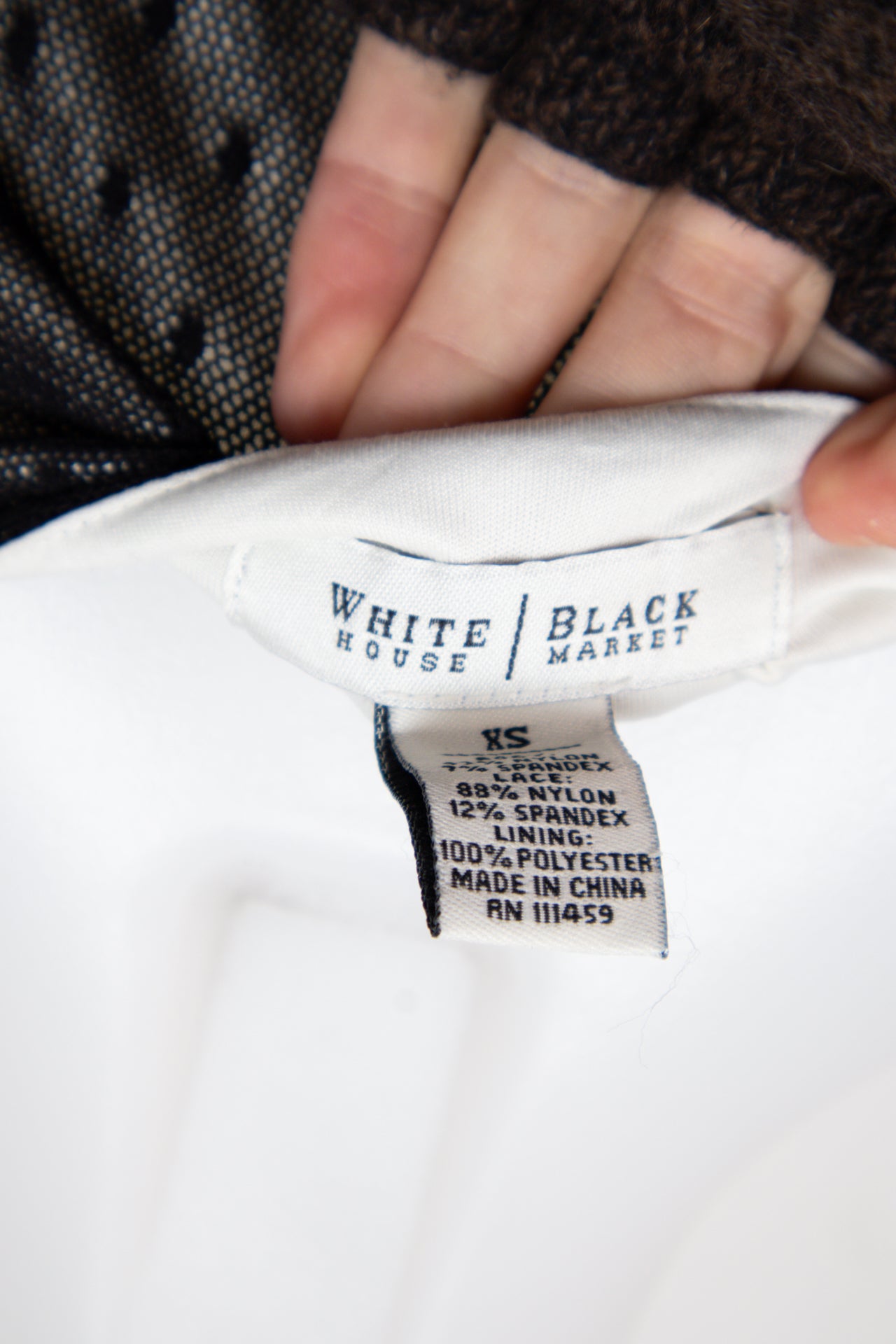 #145 White House Black Market Camisole Top Black | c. 206 | Size 6