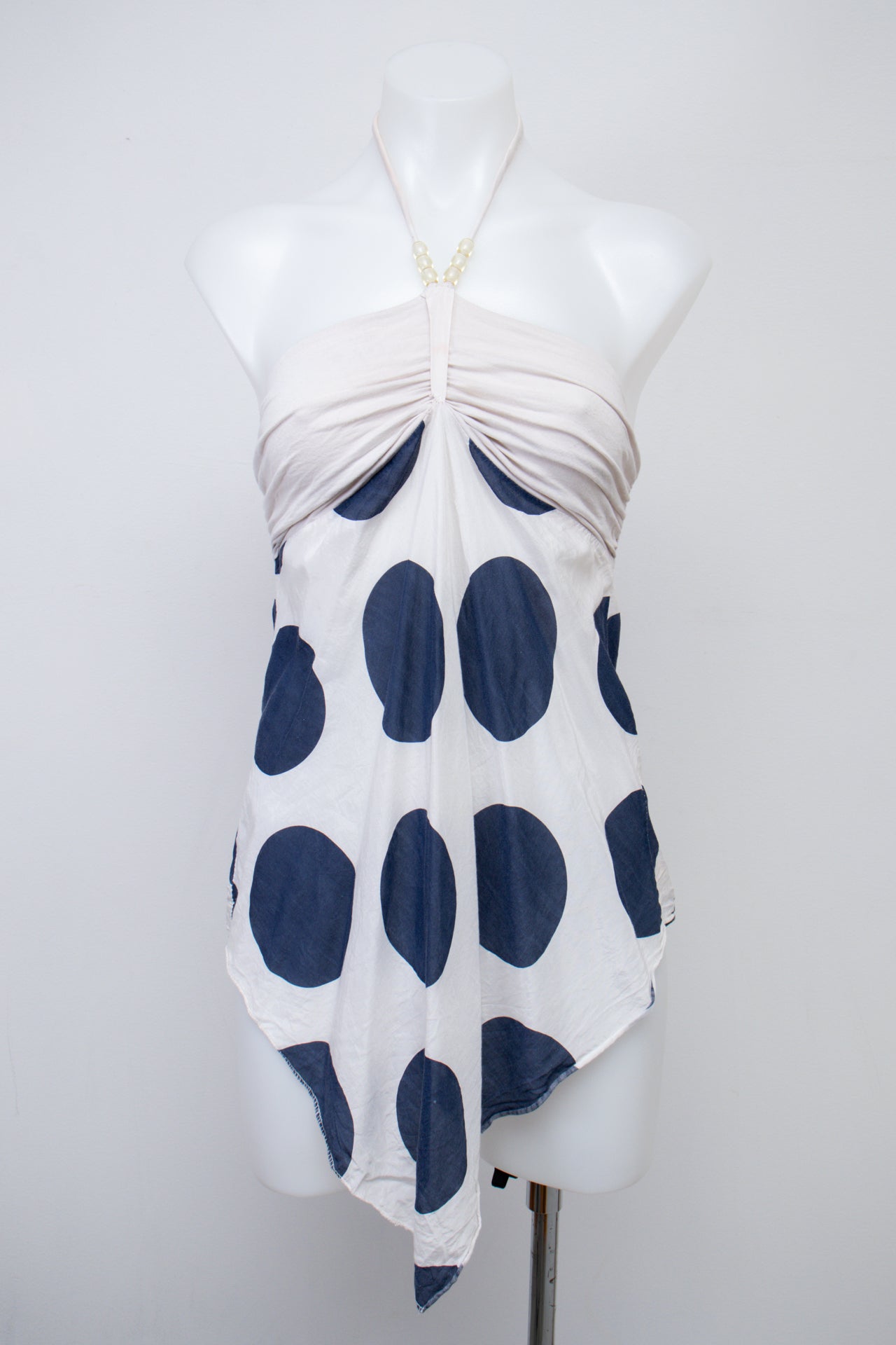 #048 Halter Top White | c. 200 | Size 10