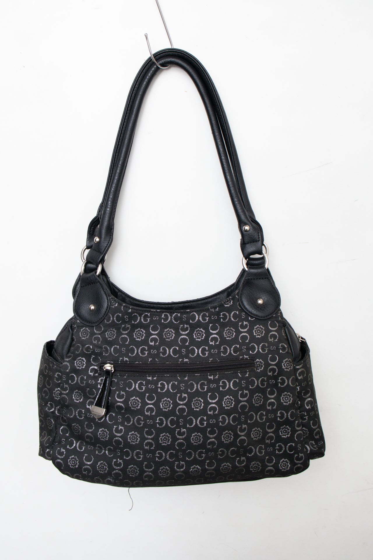 #177 By Gussaci Shoulder Bag Black | c. 206 | Size