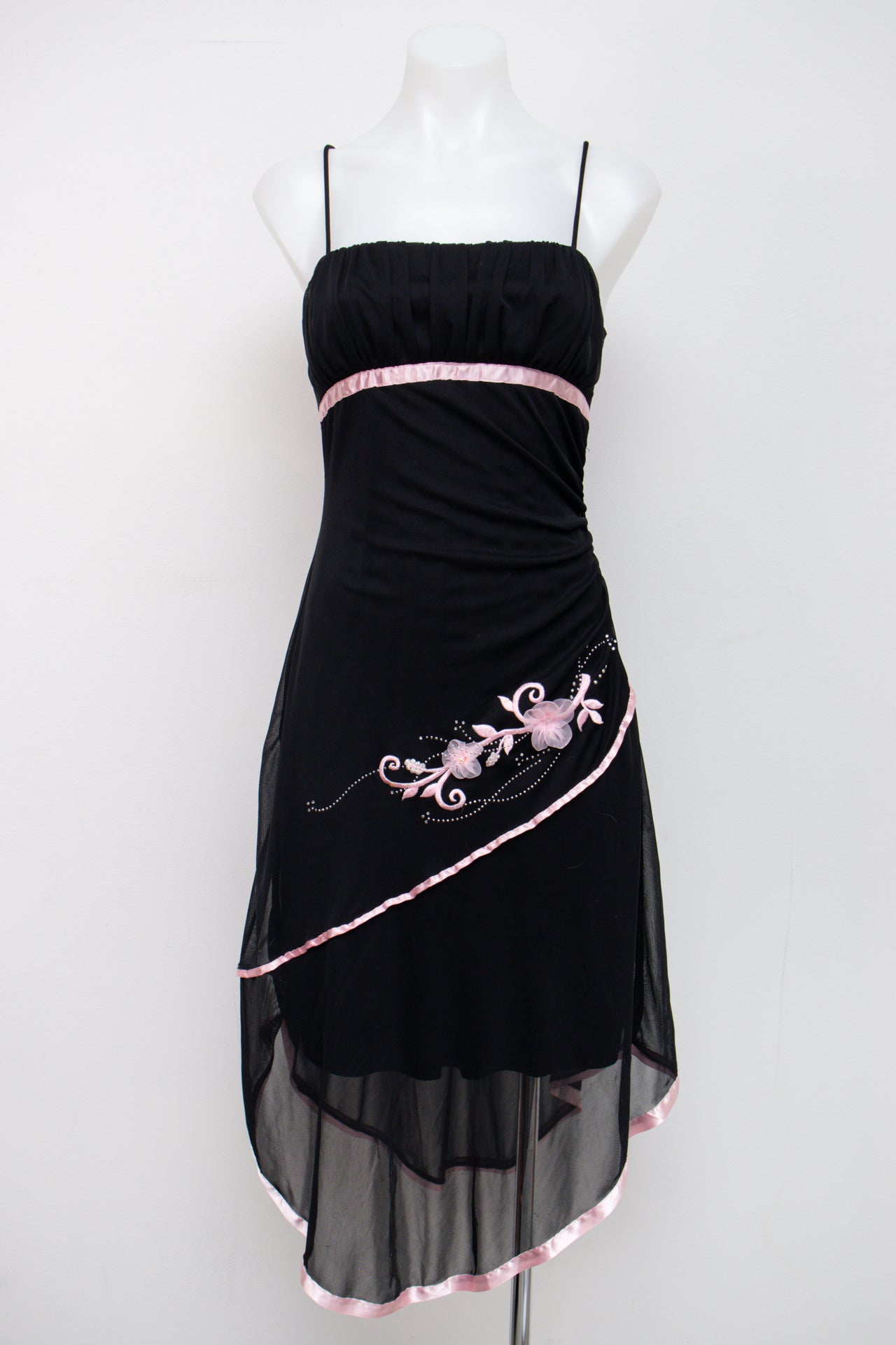 #146 Cami Top Black | c. 195 | Size 8