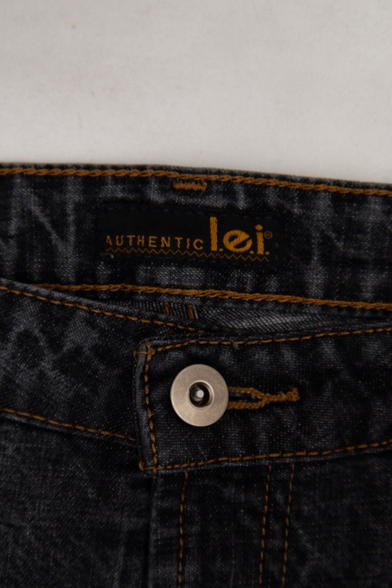 #055 Lei Jeans Gray | c. 206 | Size 8