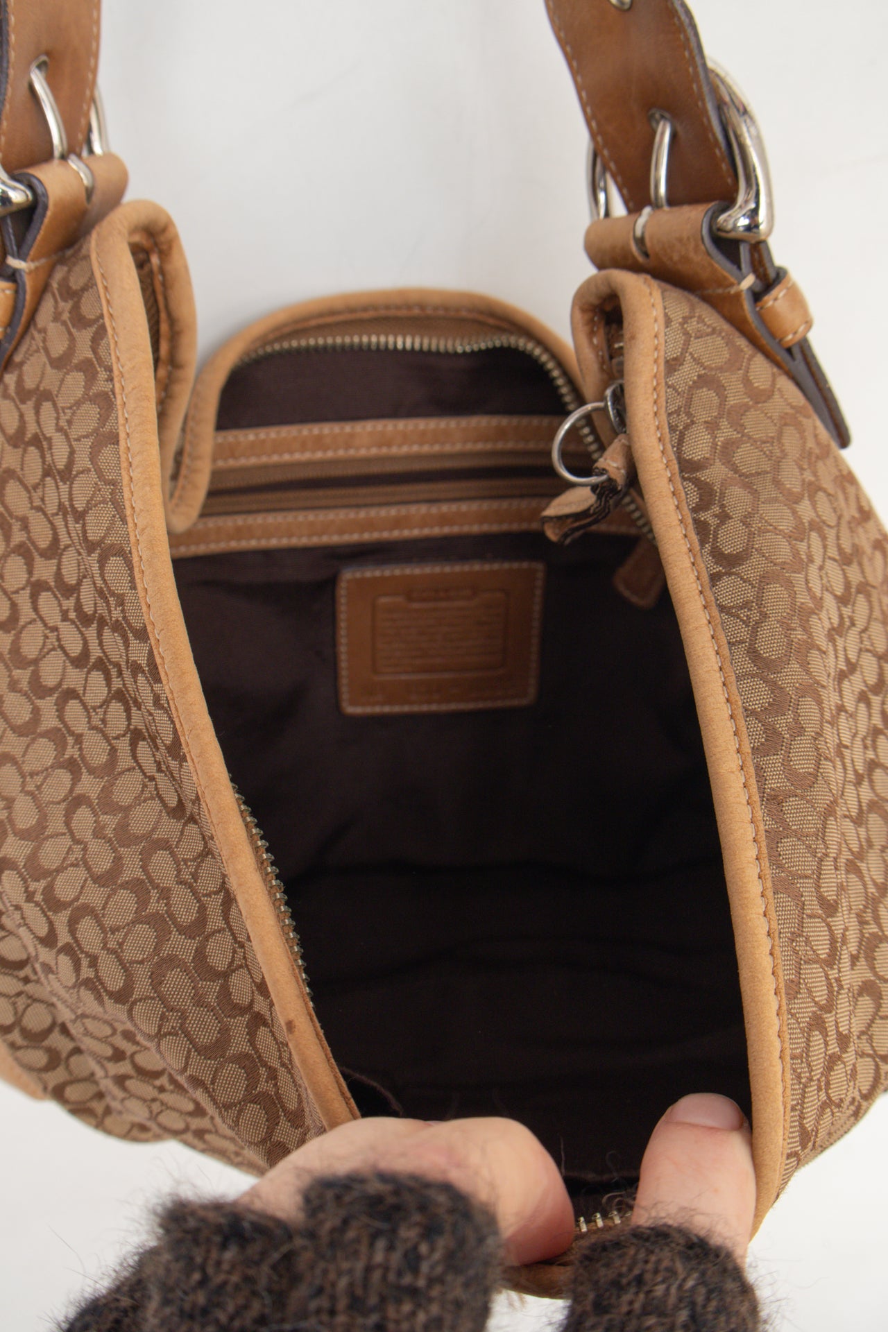 #213 Coach Shoulder Bag Brown | c. 194 | Size