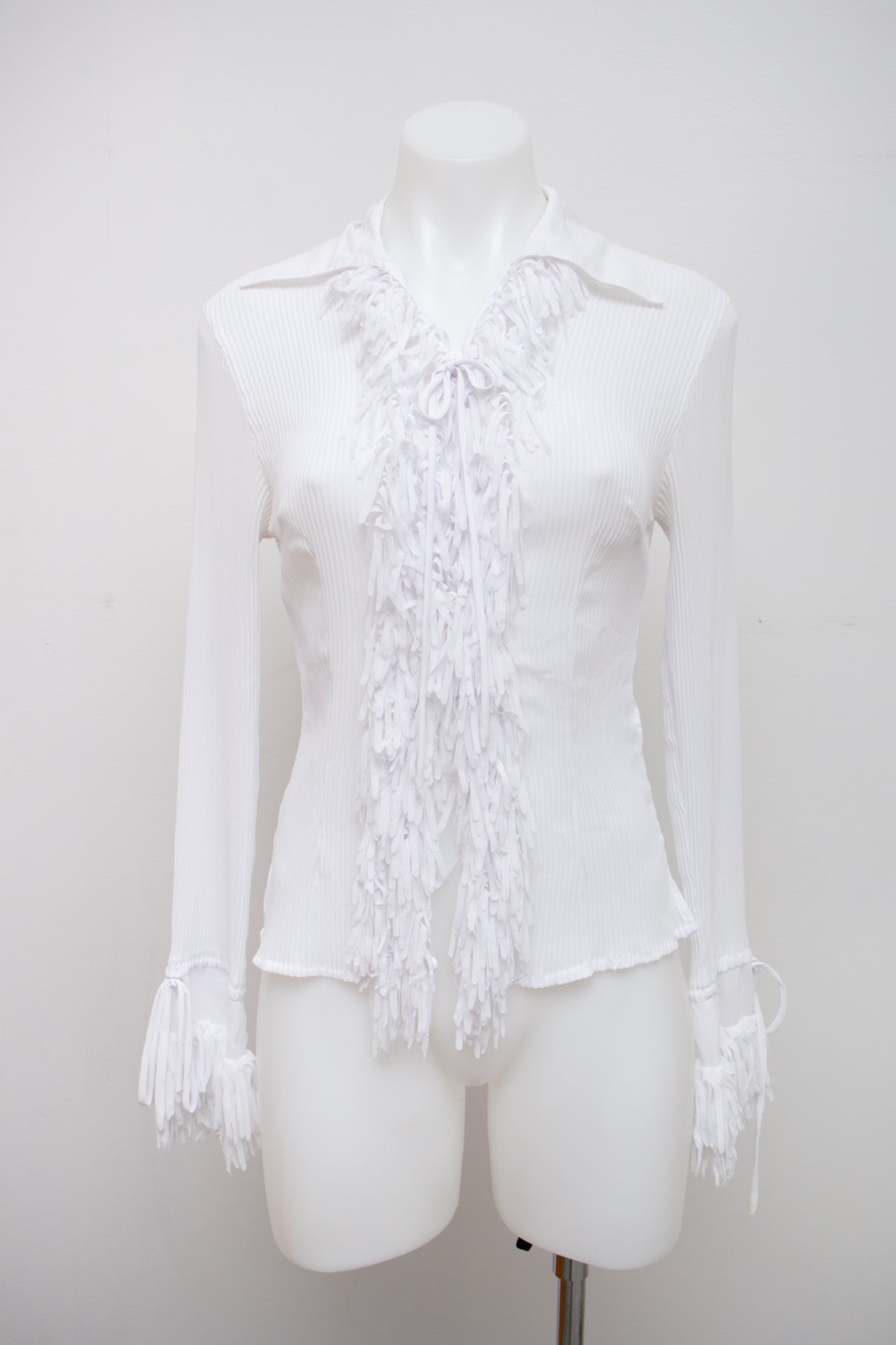 # Black Heart Cami Top White | c. 194 | Size 8