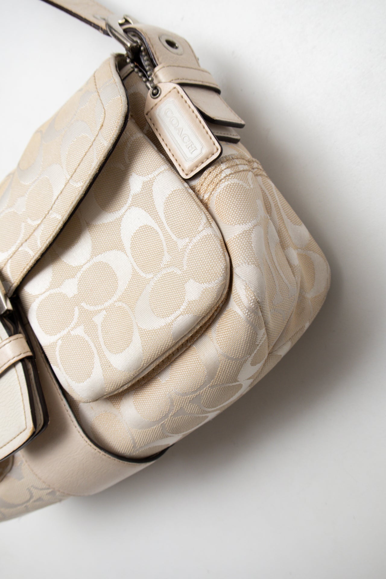 #195 Coach Soho bag Beige | c. 196 | Size